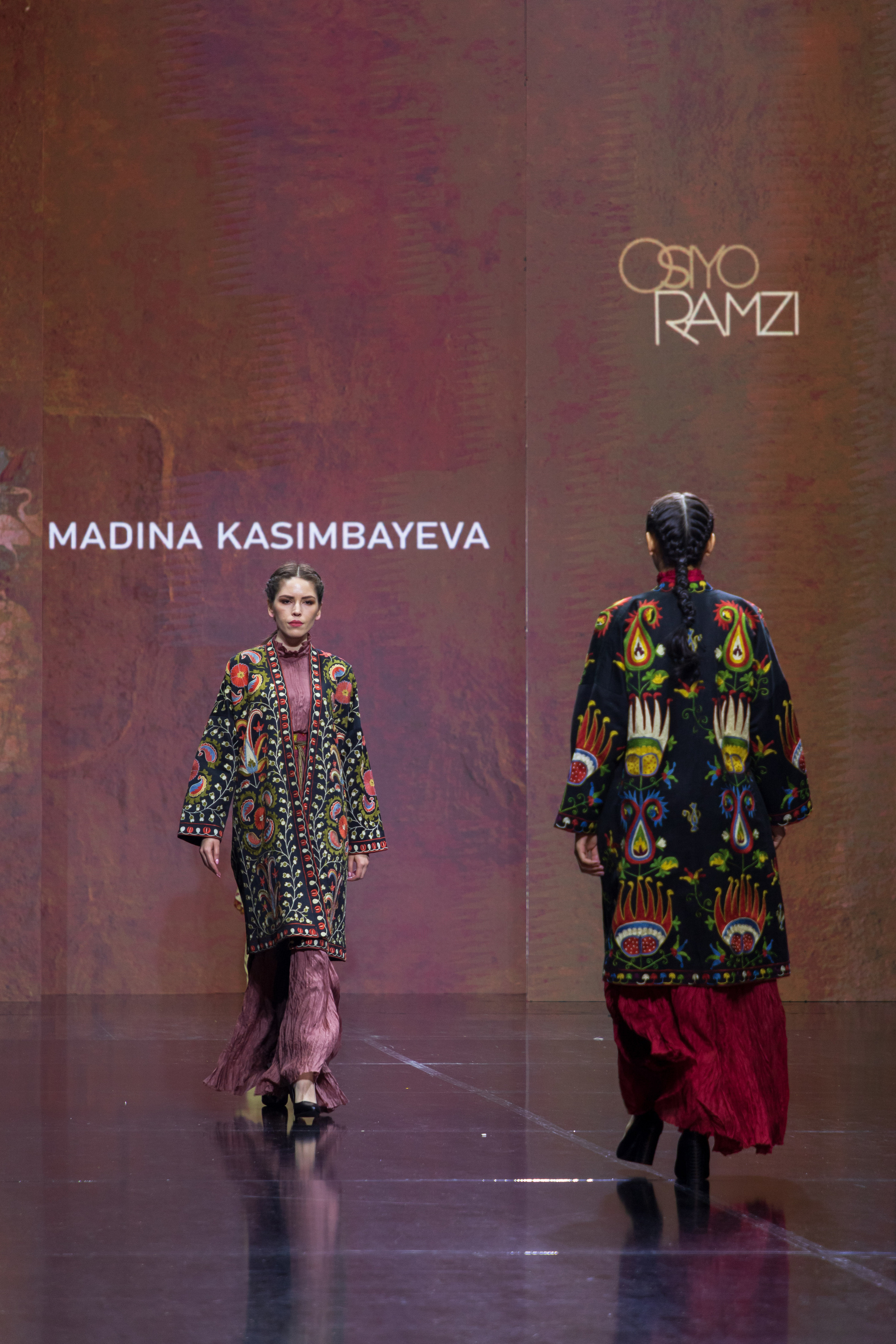 FASHION-ШОУ «НАЦИОНАЛЬНАЯ ОДЕЖДА — ЖЕМЧУЖИНА НОВОГО РЕНЕССАНСА». Георгий Намазов | Фотограф в Ташкенте