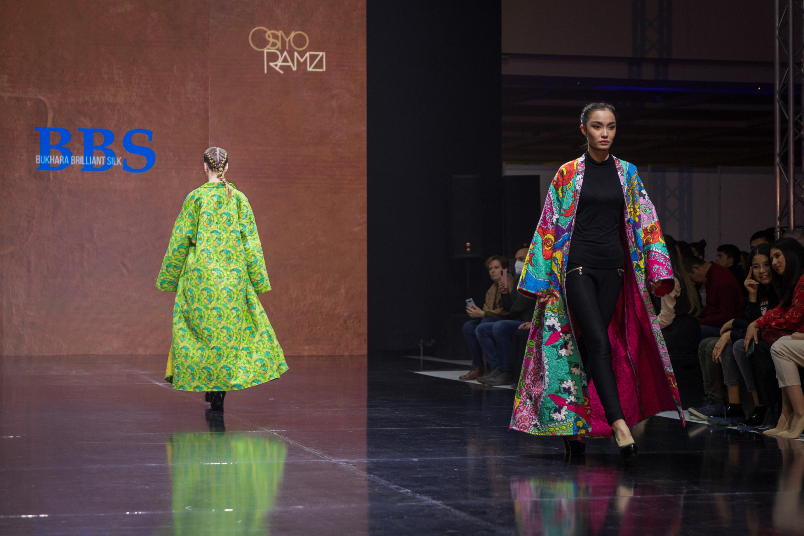 FASHION-ШОУ «НАЦИОНАЛЬНАЯ ОДЕЖДА — ЖЕМЧУЖИНА НОВОГО РЕНЕССАНСА». Георгий Намазов | Фотограф в Ташкенте