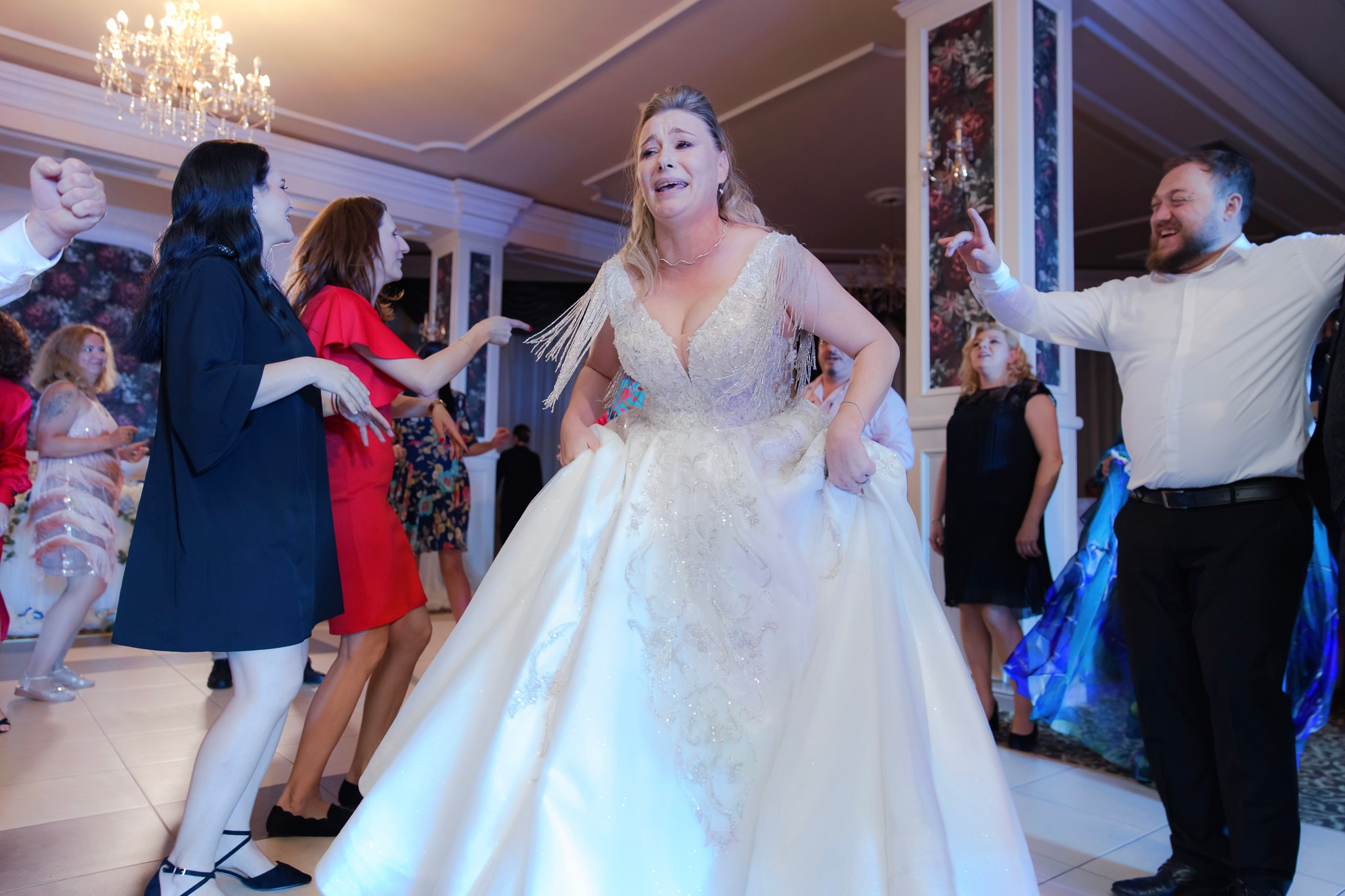 Mihai & Oana. Servicii foto-video profesionale, pentru momente de neuitat