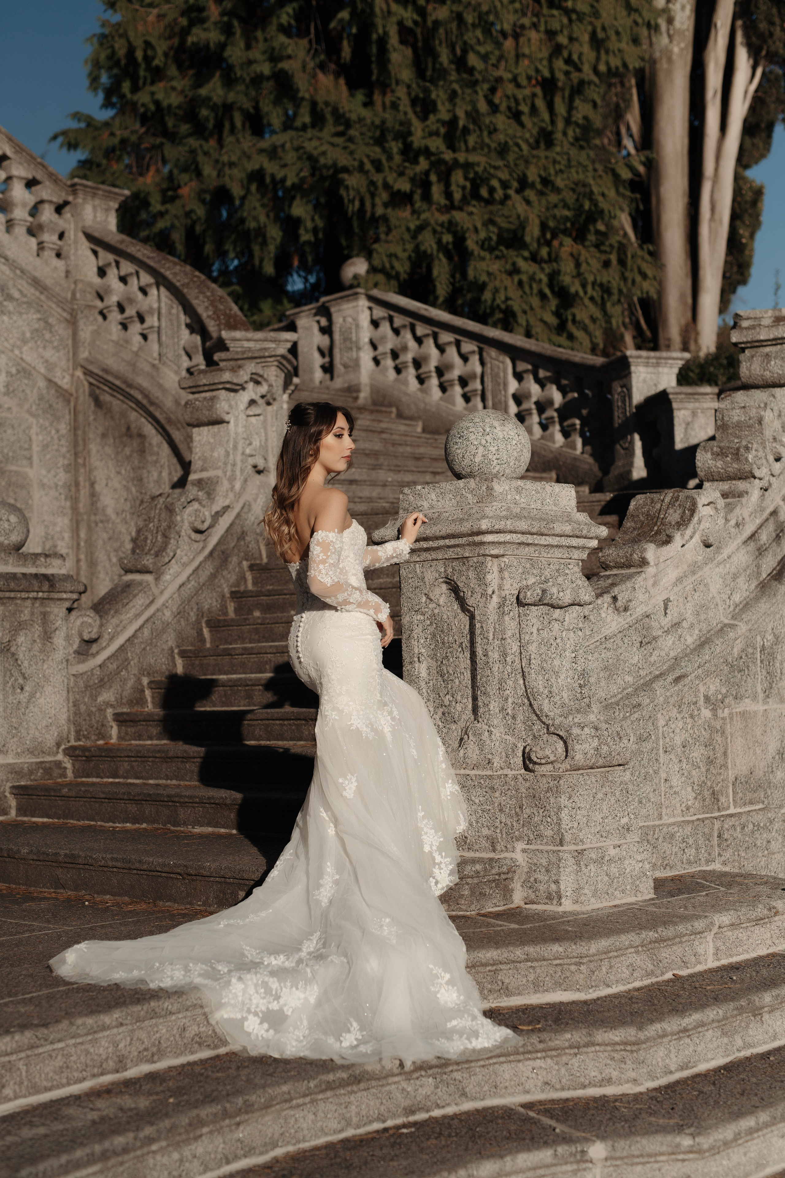 Olivelli Park Elopement on Lake Como. Fotografo matrimonio Lago di Como Ferrari Media Production