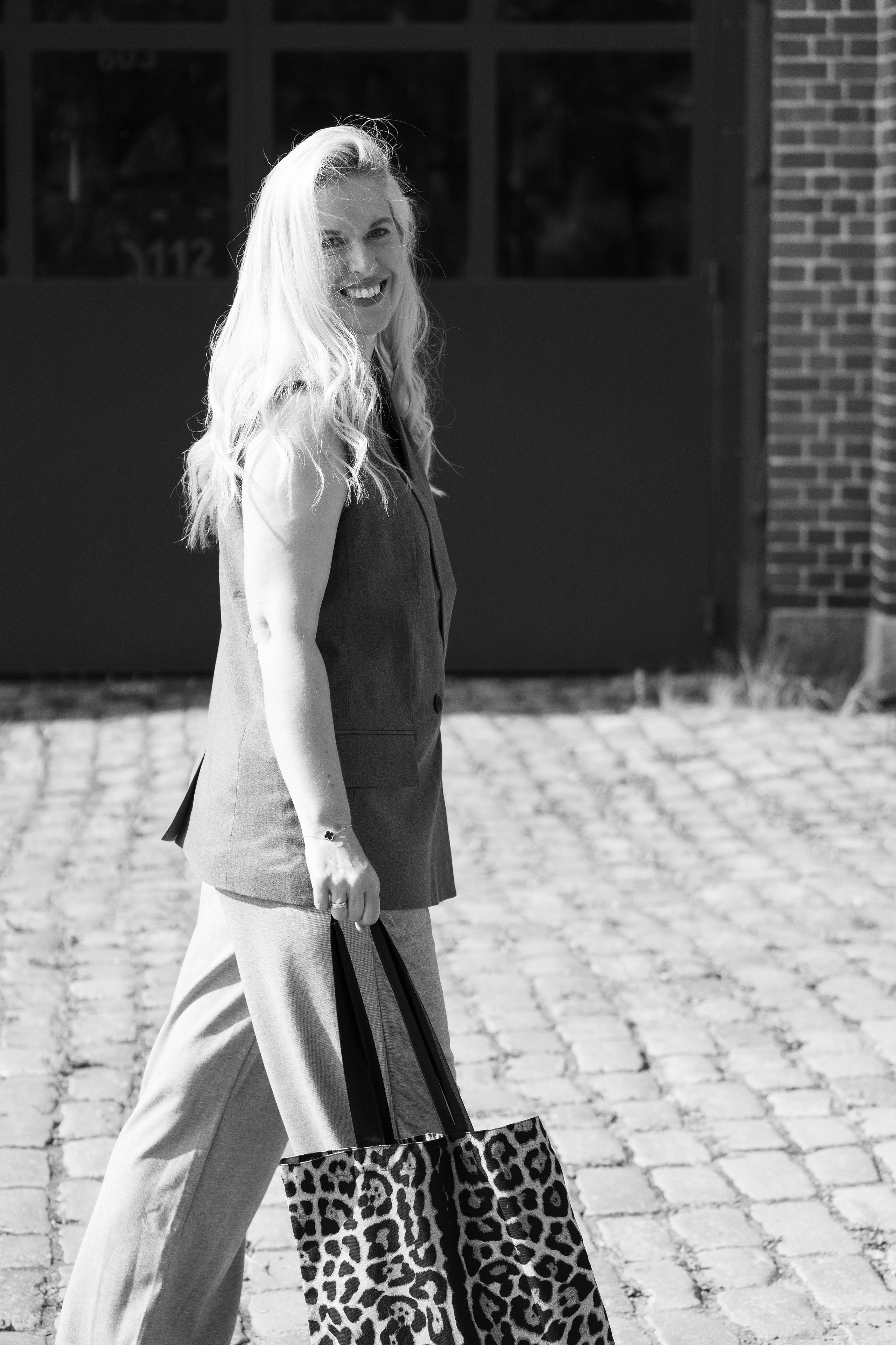 Контент — съемка. Karina Ruud Portrait and Wedding Photographer in Riga, Latvia & Europe