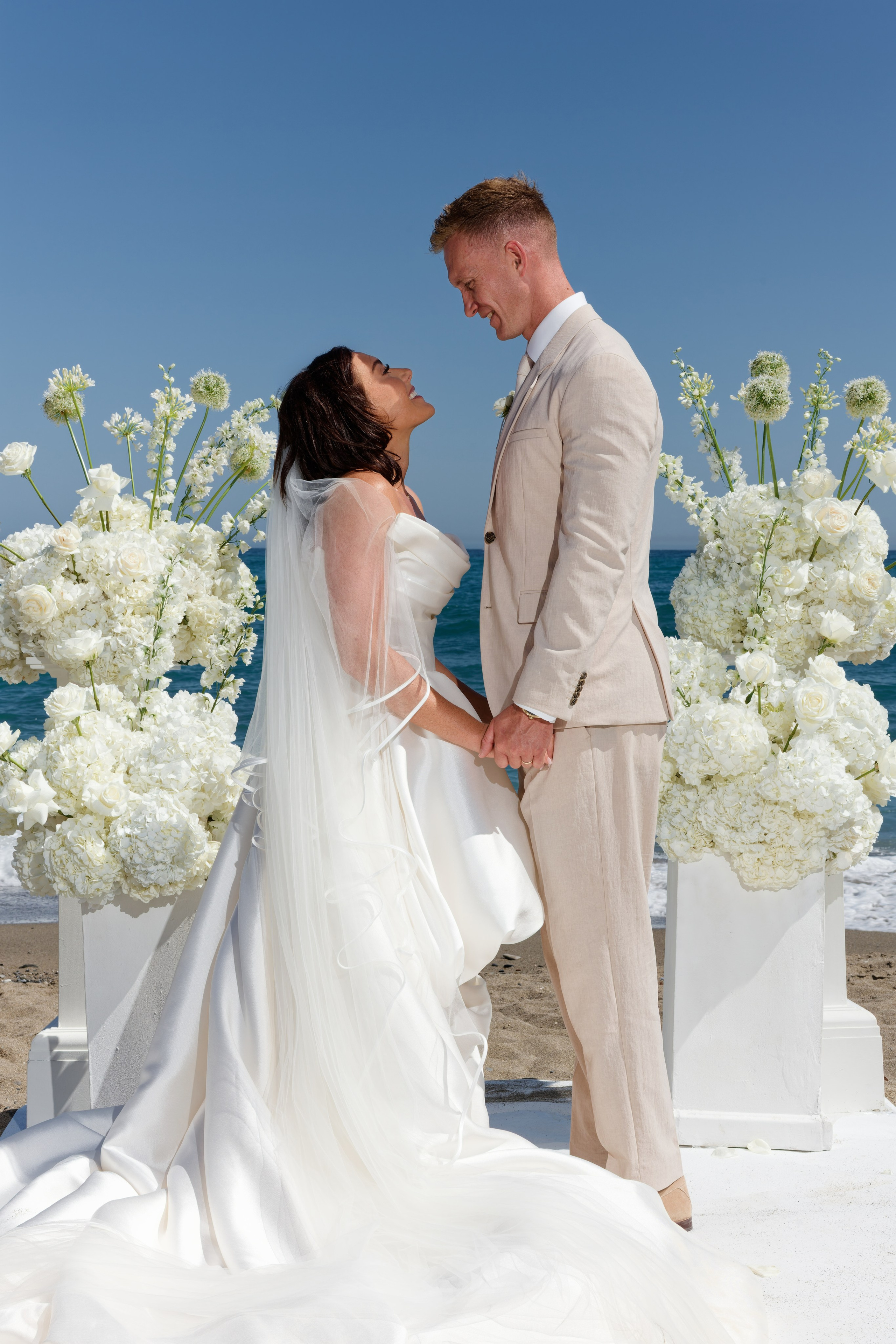 Beach Wedding in Marbella PREVIEW. Destination Wedding Photographer — Nikita Burtsev