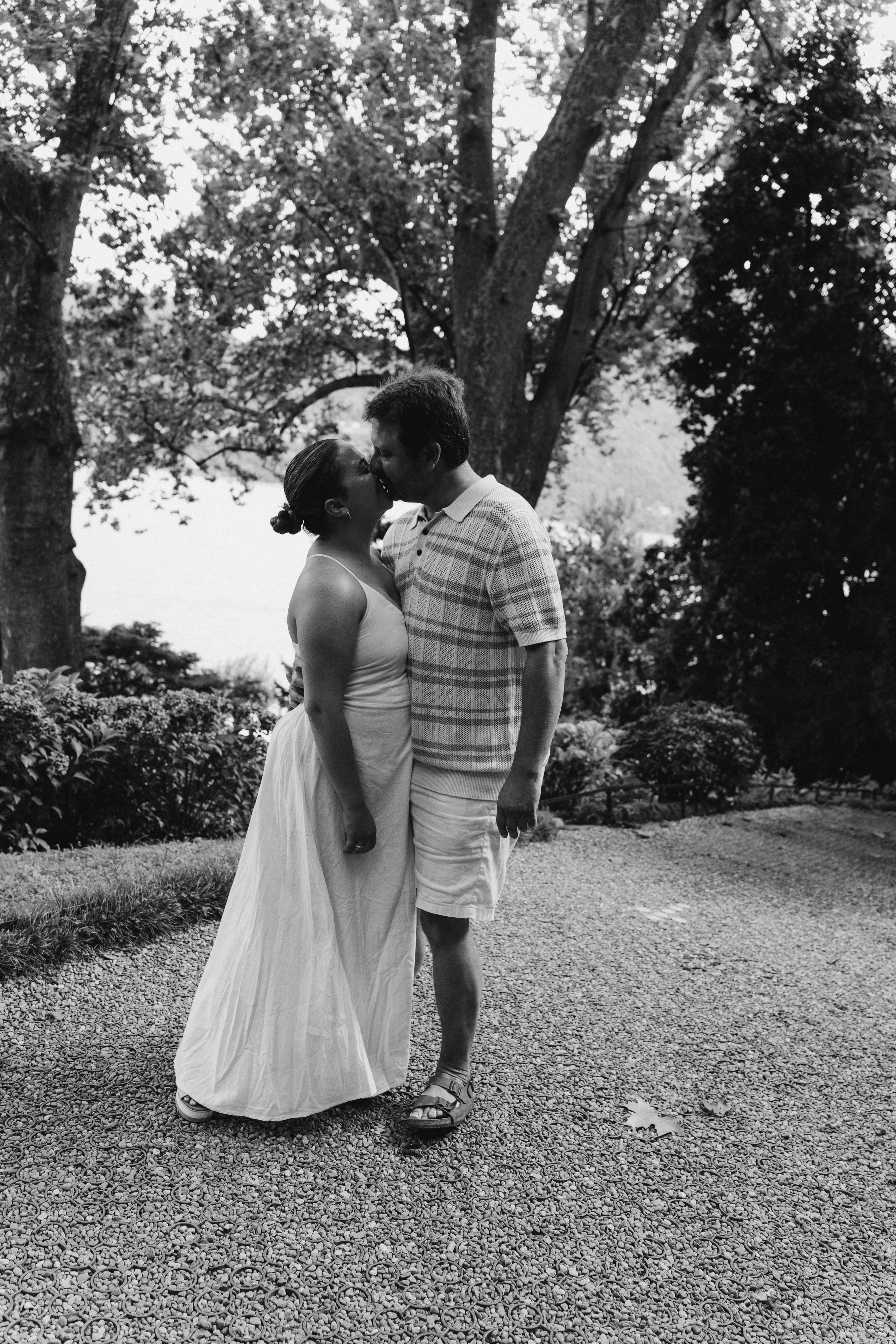 Family moments in Como Lake. PHOTOGRAPHER IN ITALY