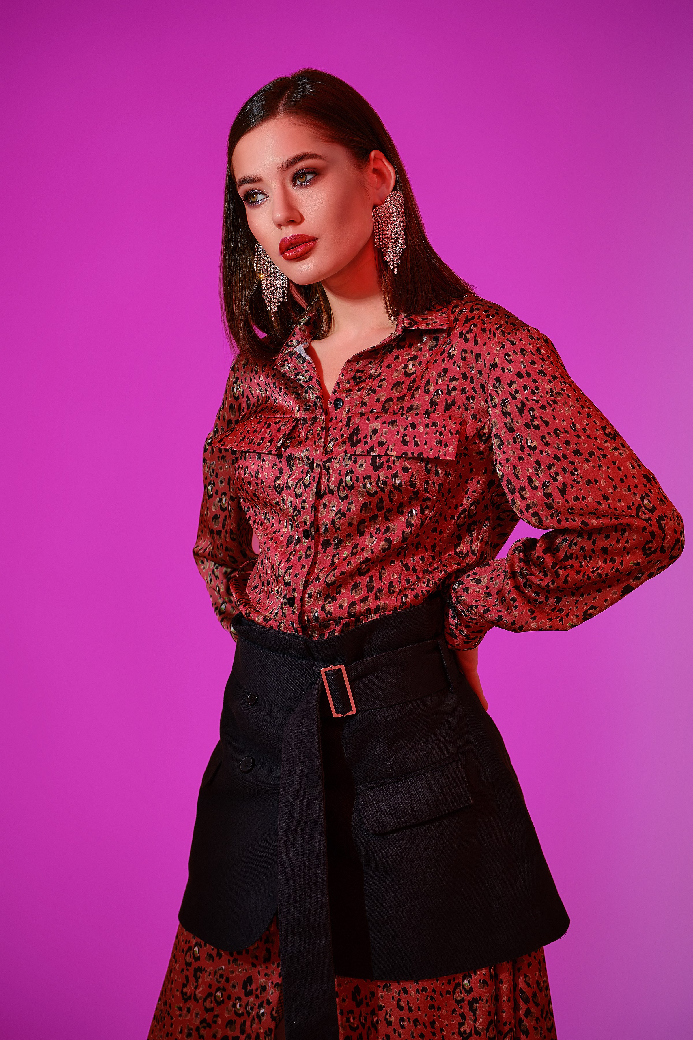 Fashion & Beauty retouching. Retoucher, color corrector, and photographer, I work remotely all over the world