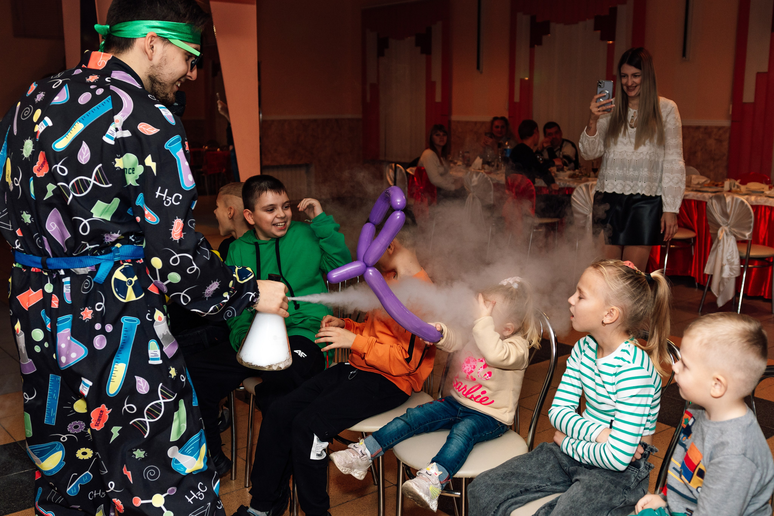 Reportage shooting of the event indoors. Retoucher, color corrector, and photographer, I work remotely all over the world