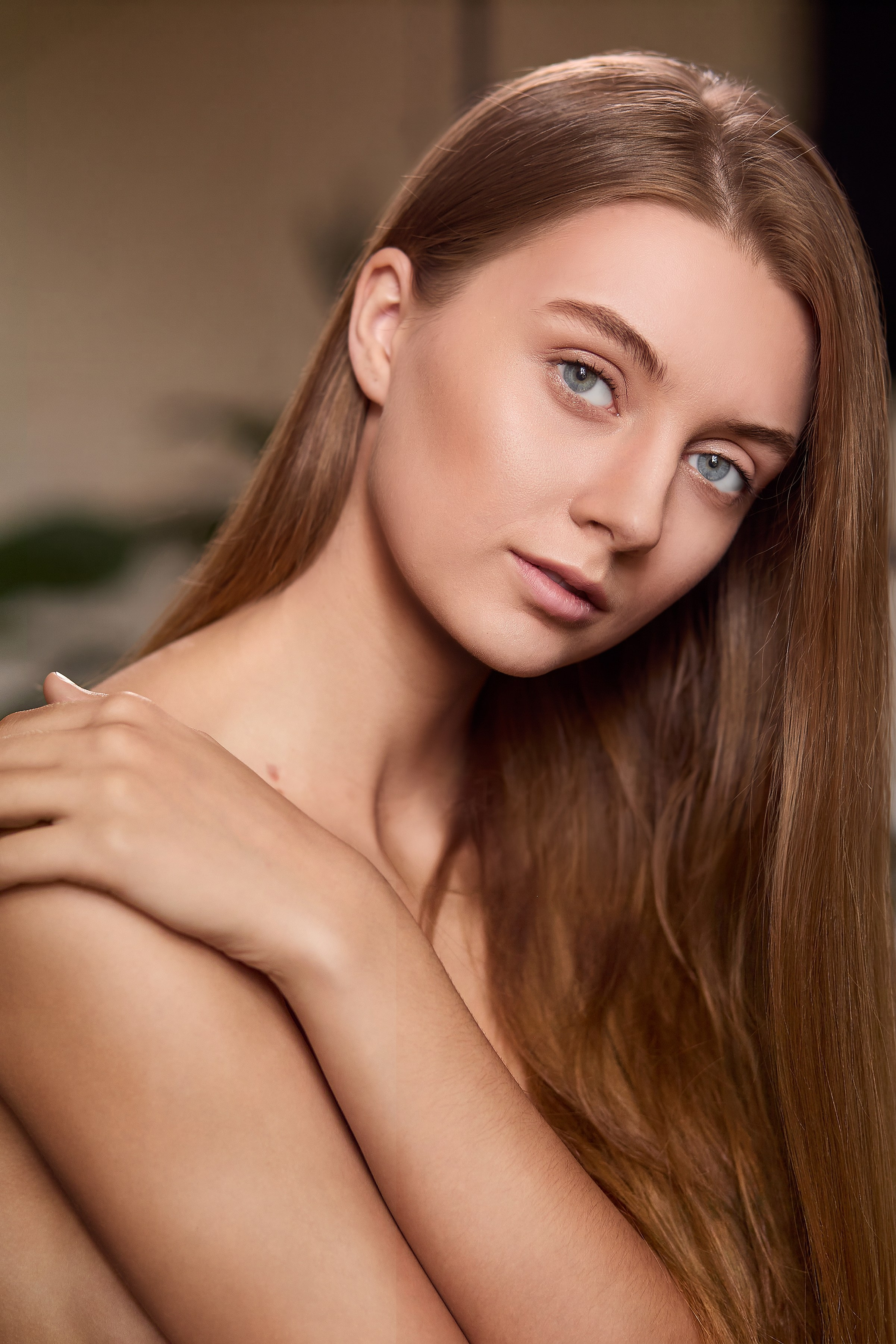 Hi-END Detailed retouching. Retoucher, color corrector, and photographer, I work remotely all over the world