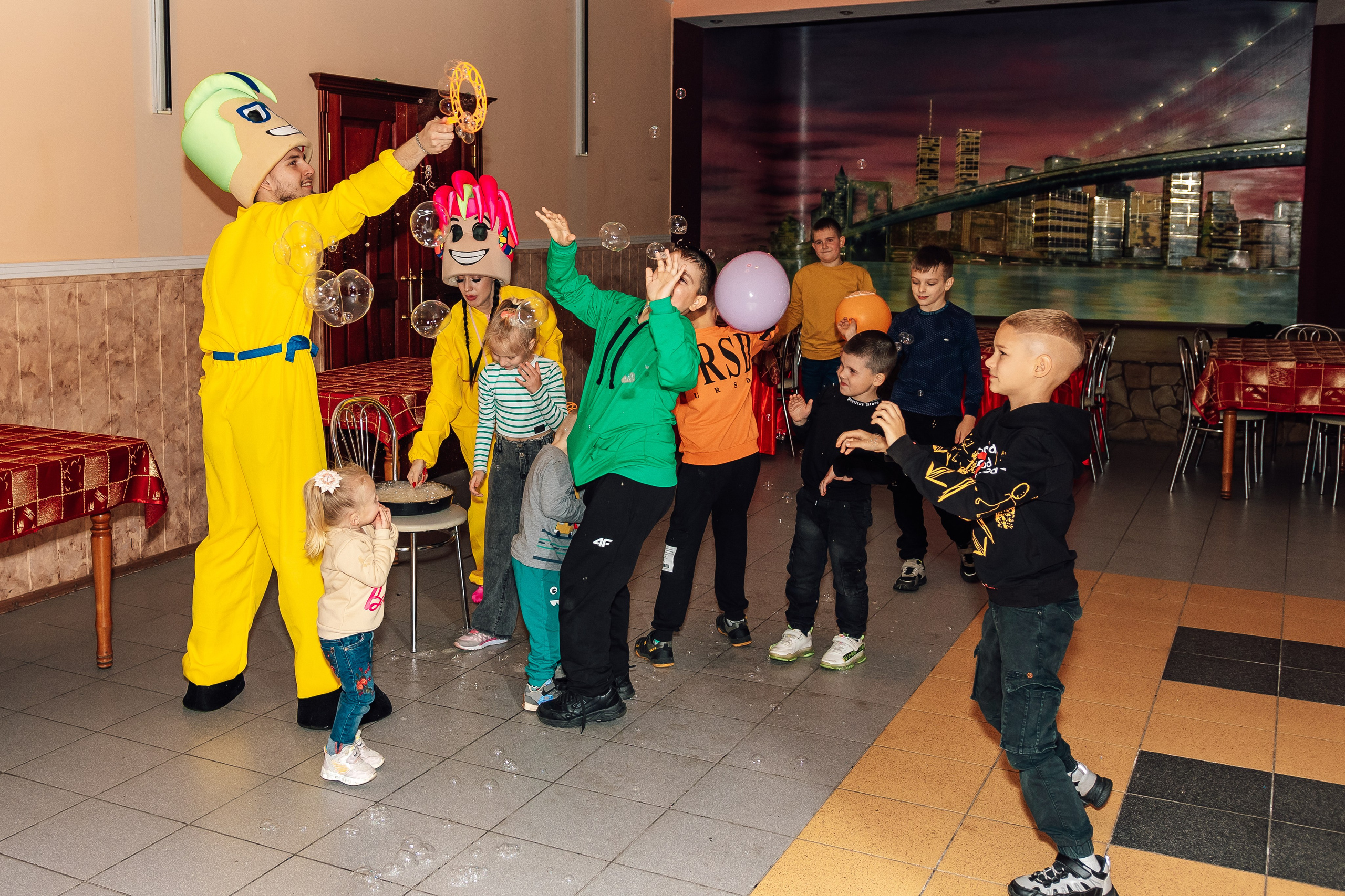 Reportage shooting of the event indoors. Retoucher, color corrector, and photographer, I work remotely all over the world