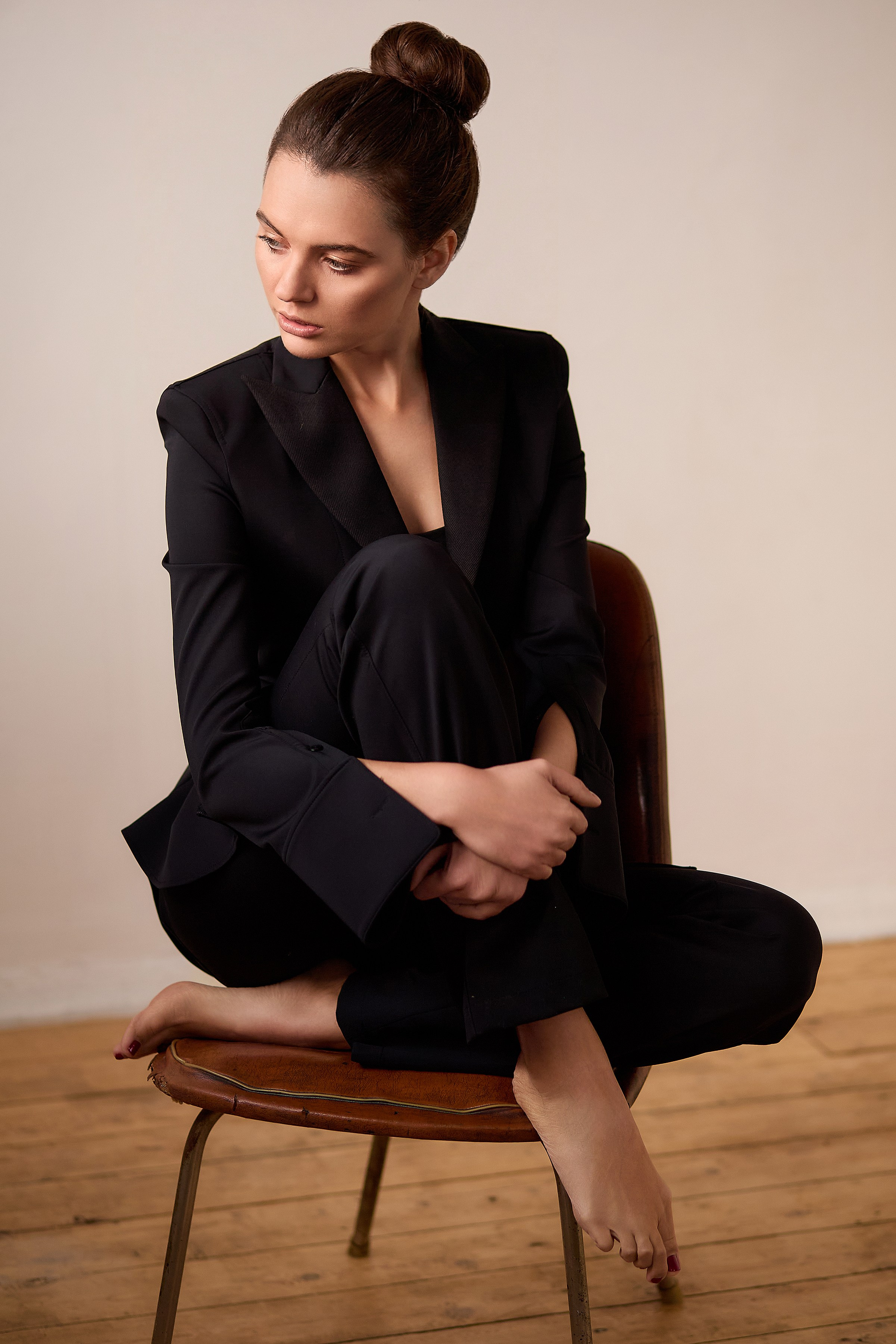 Hi-END Detailed retouching. Retoucher, color corrector, and photographer, I work remotely all over the world
