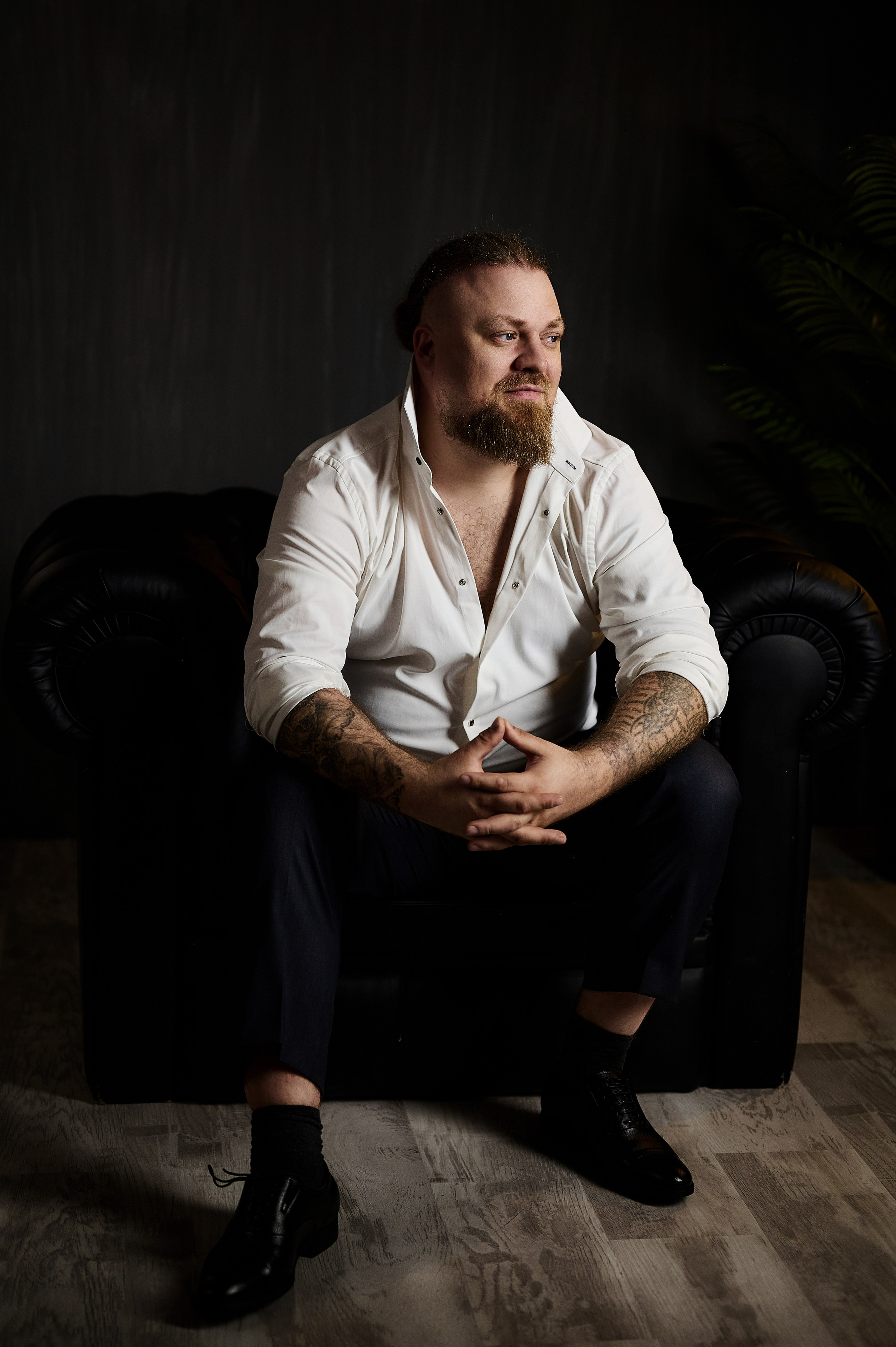 Men’s retouching. Retoucher, color corrector, and photographer, I work remotely all over the world