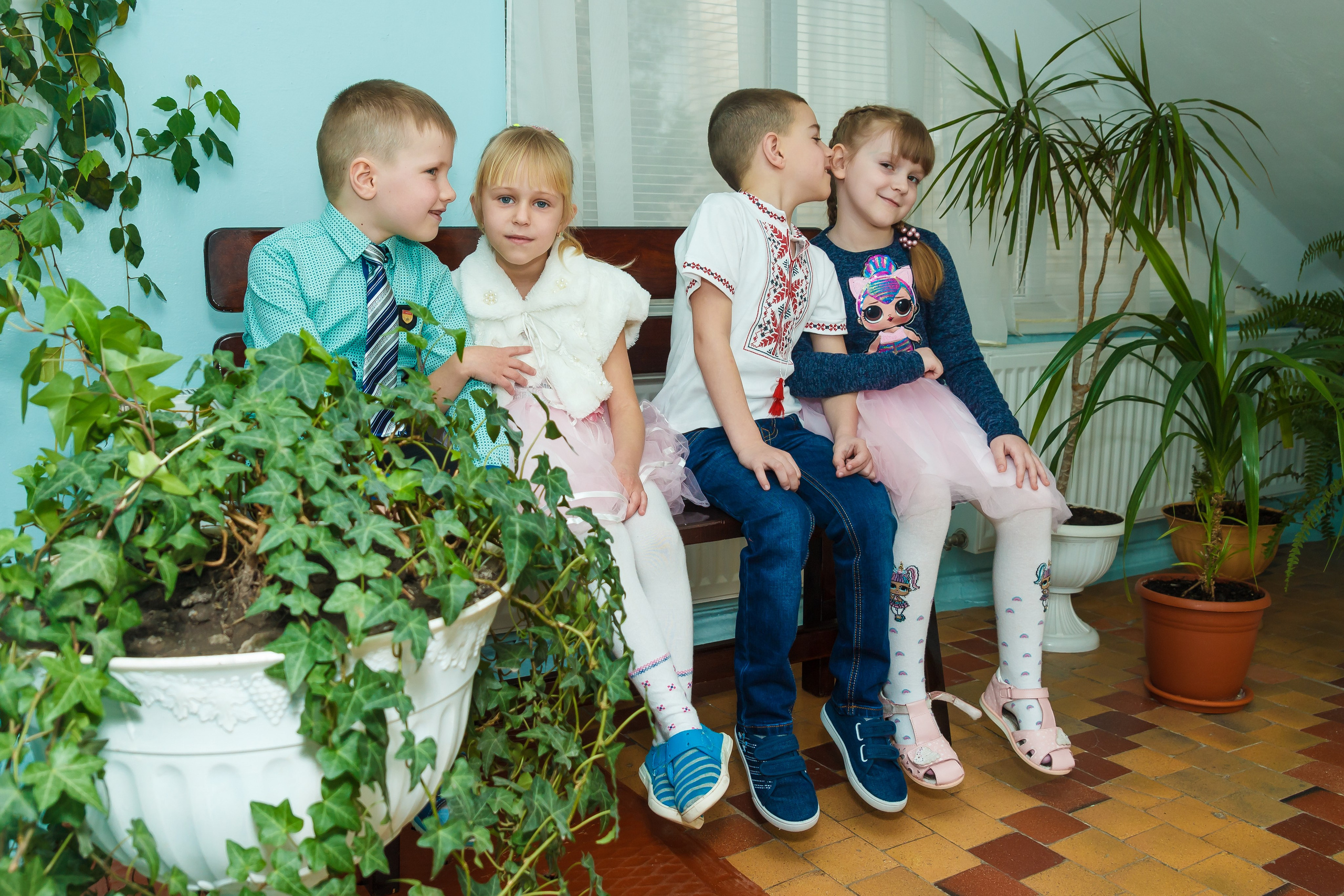 One day in the life of a kindergarten (staged filming). Retoucher, color corrector, and photographer, I work remotely all over the world