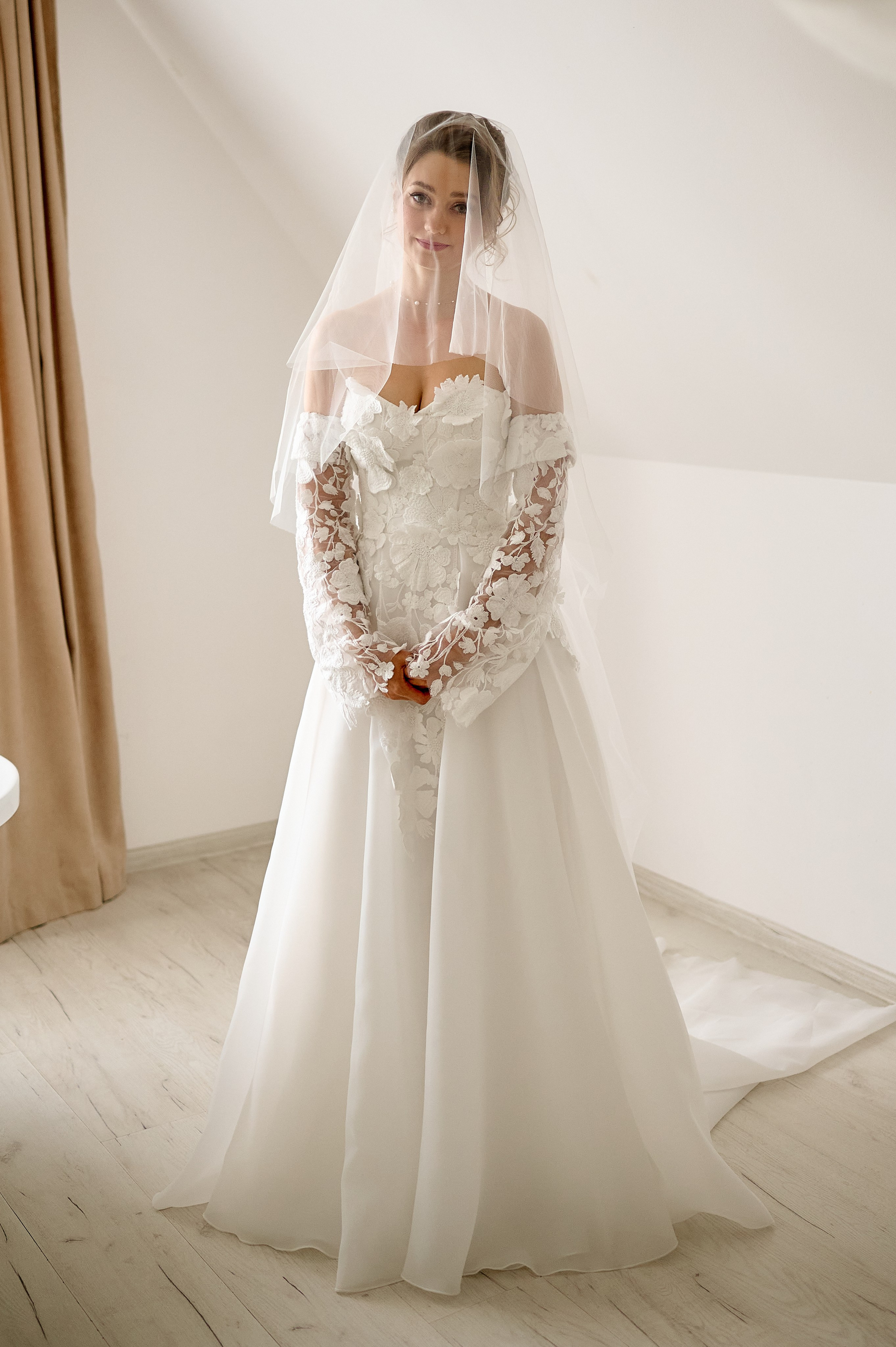 Wedding series Oksana & Dmitry. Retoucher, color corrector, and photographer, I work remotely all over the world