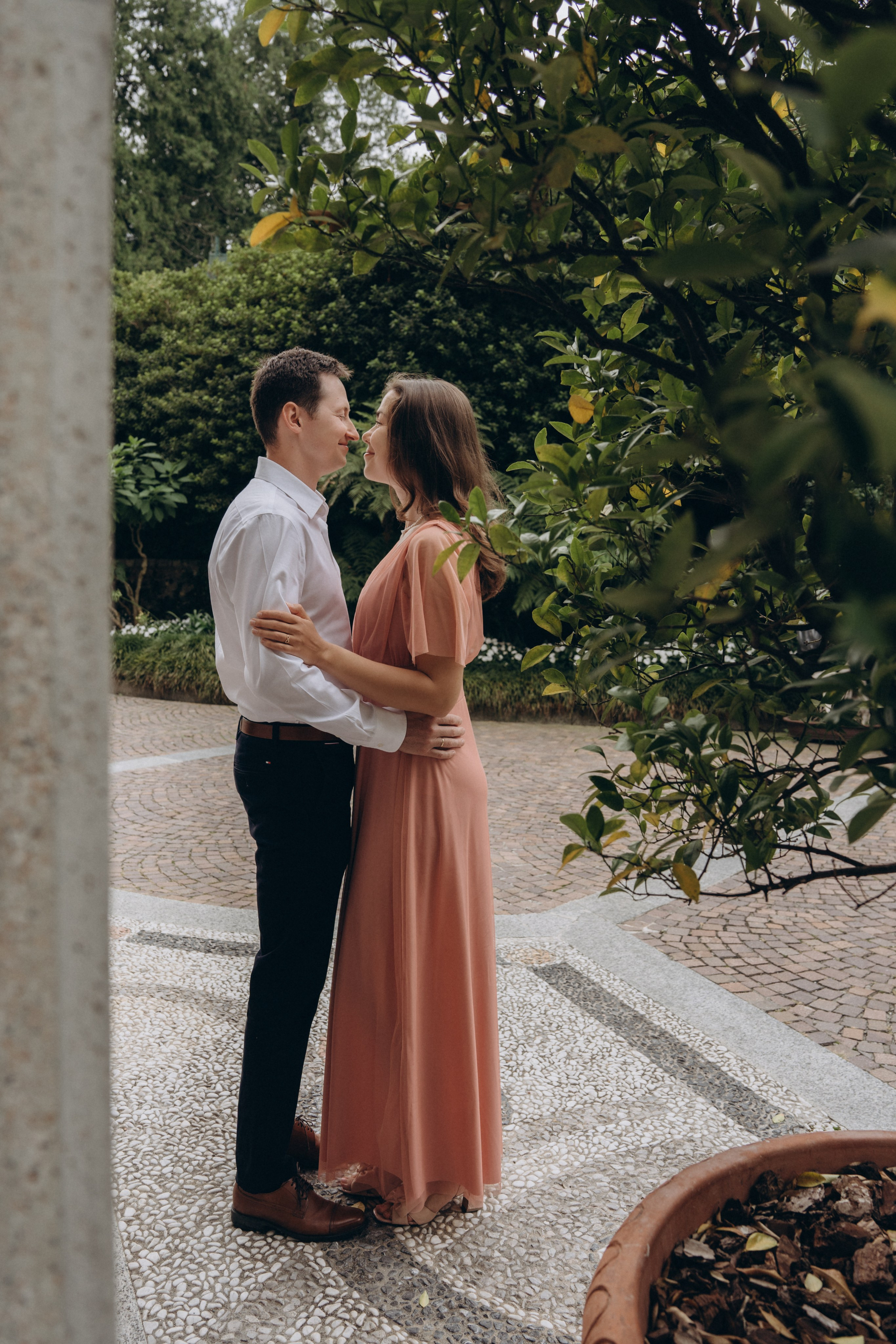 V&M. PHOTOGRAPHER IN ITALY