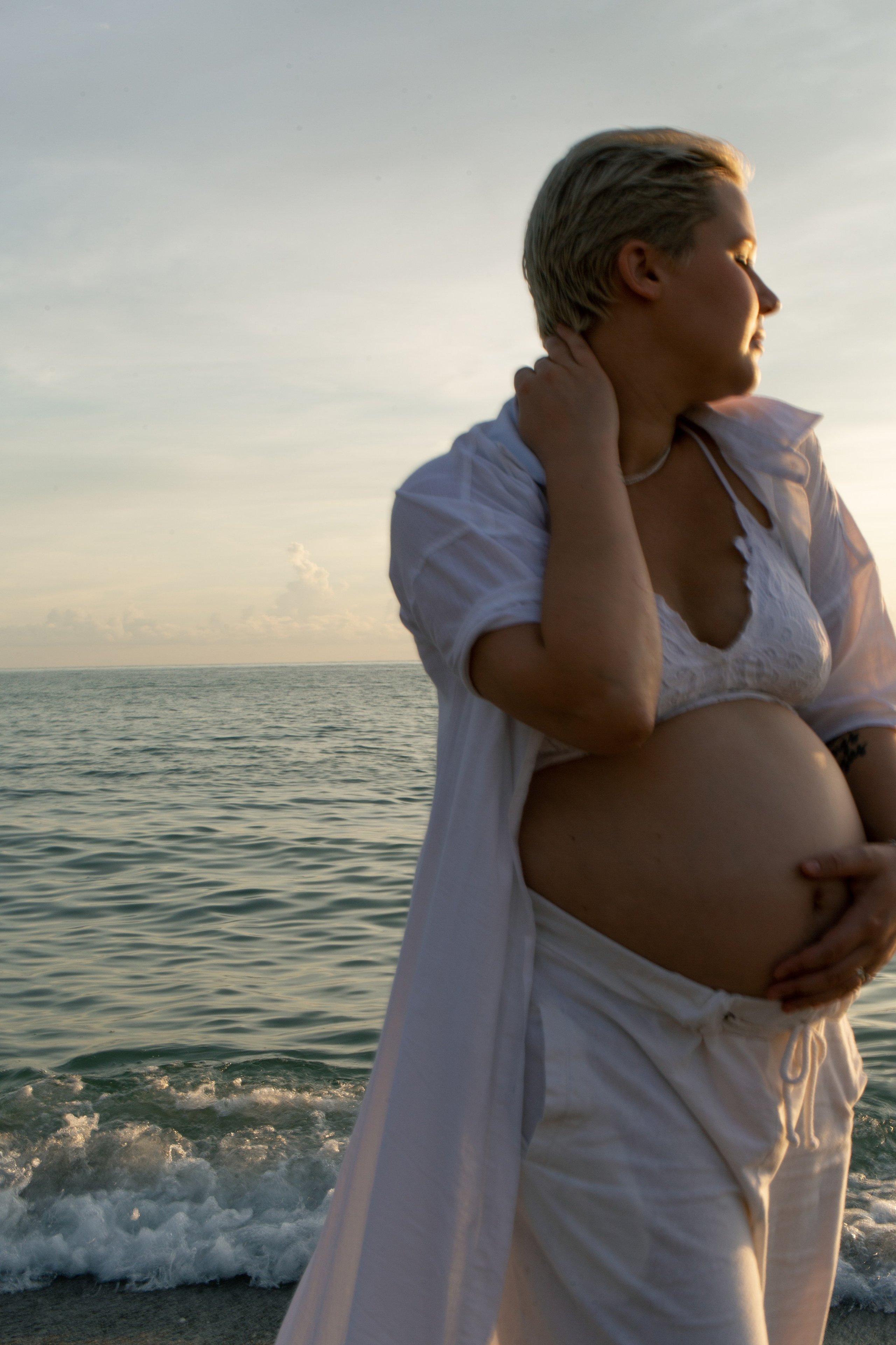 Asya. Ocean. Photographer Vladmir Gladkov