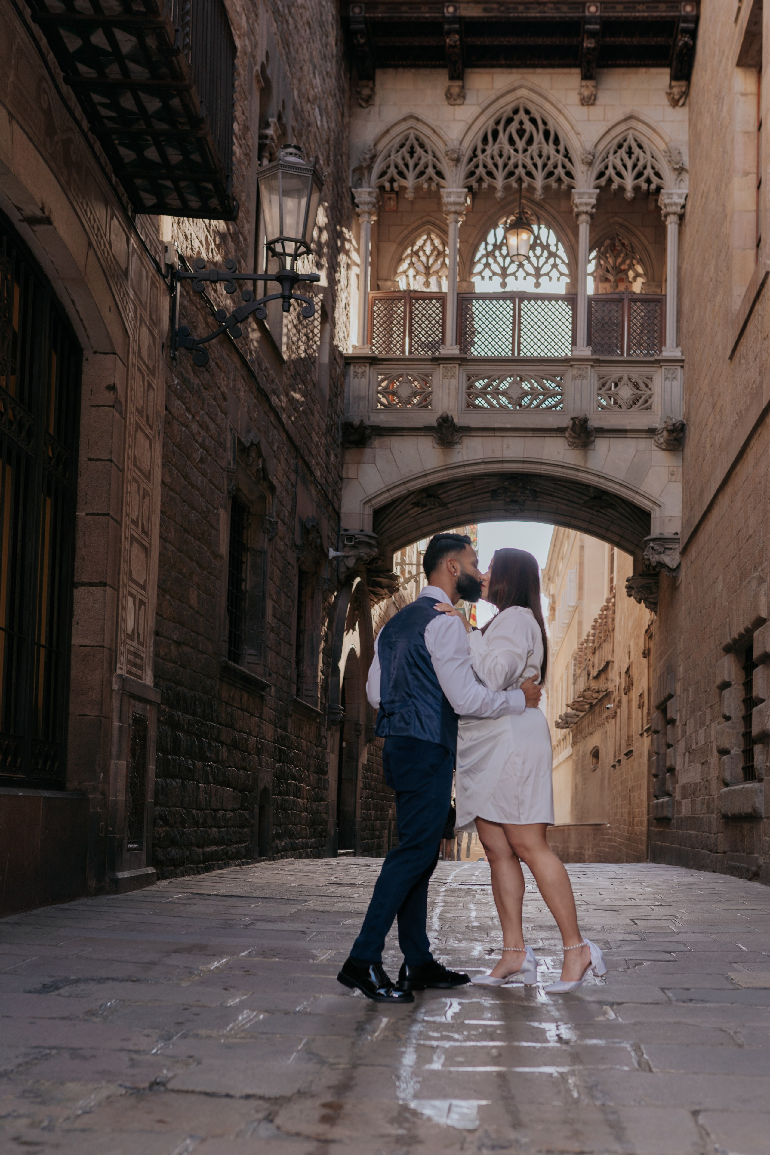 Barcelona Couples Photoshoot Ideas — Photographer in Barcelona, Spain
