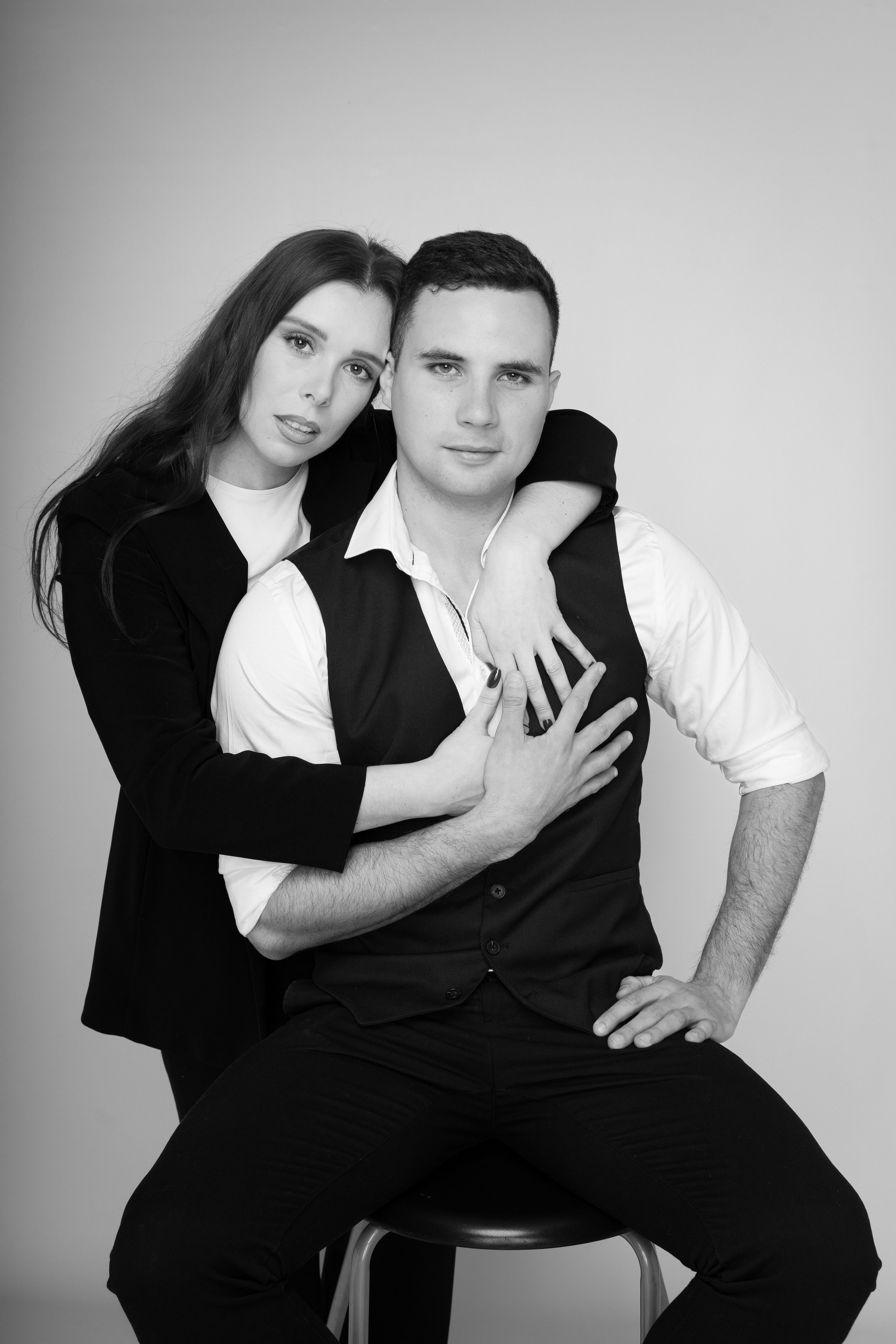 Séance photo couple Albi. Photographe de mariage et de portrait dans le Tarn, Toulouse et en Occitanie