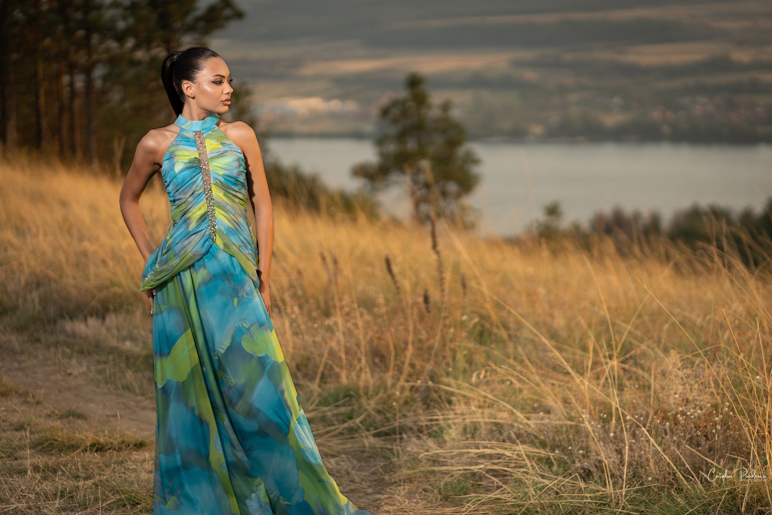 Codruta. Event, portrait, and lifestyle photographer