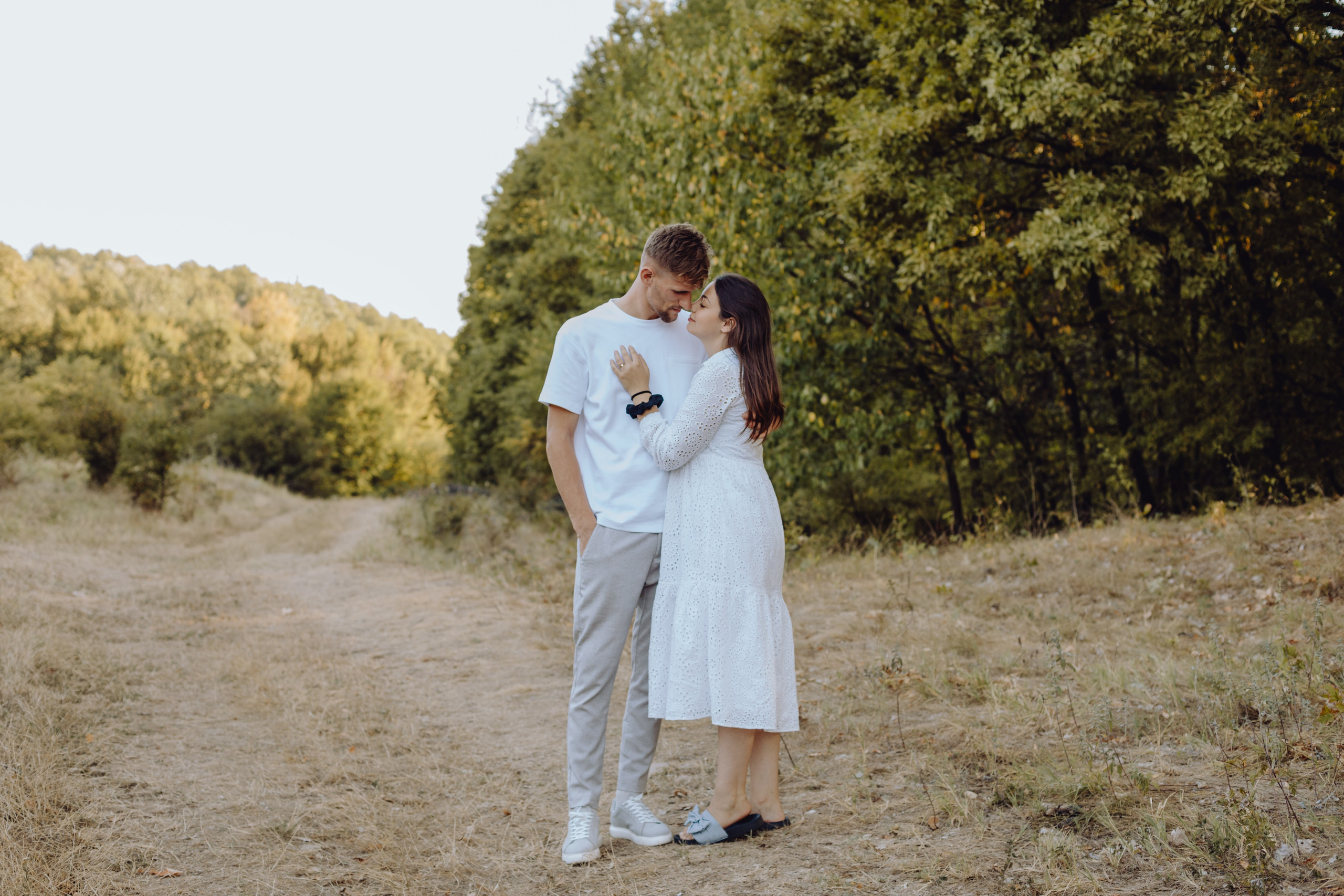 Beni & Adina. Wedding & couple photographer from Romania Rut Vetan