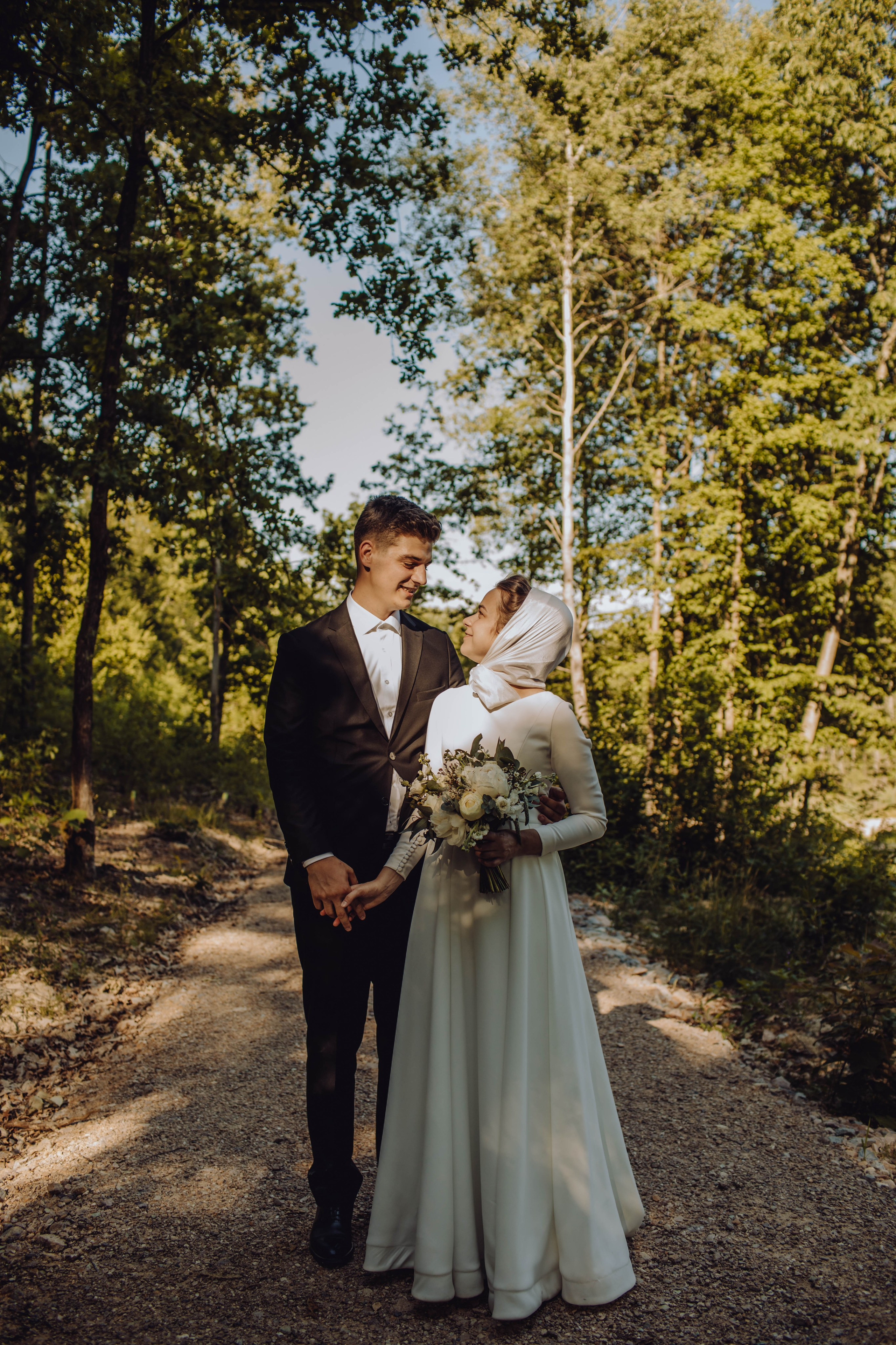 Darius & Alexandra. Wedding & couple photographer from Romania Rut Vetan