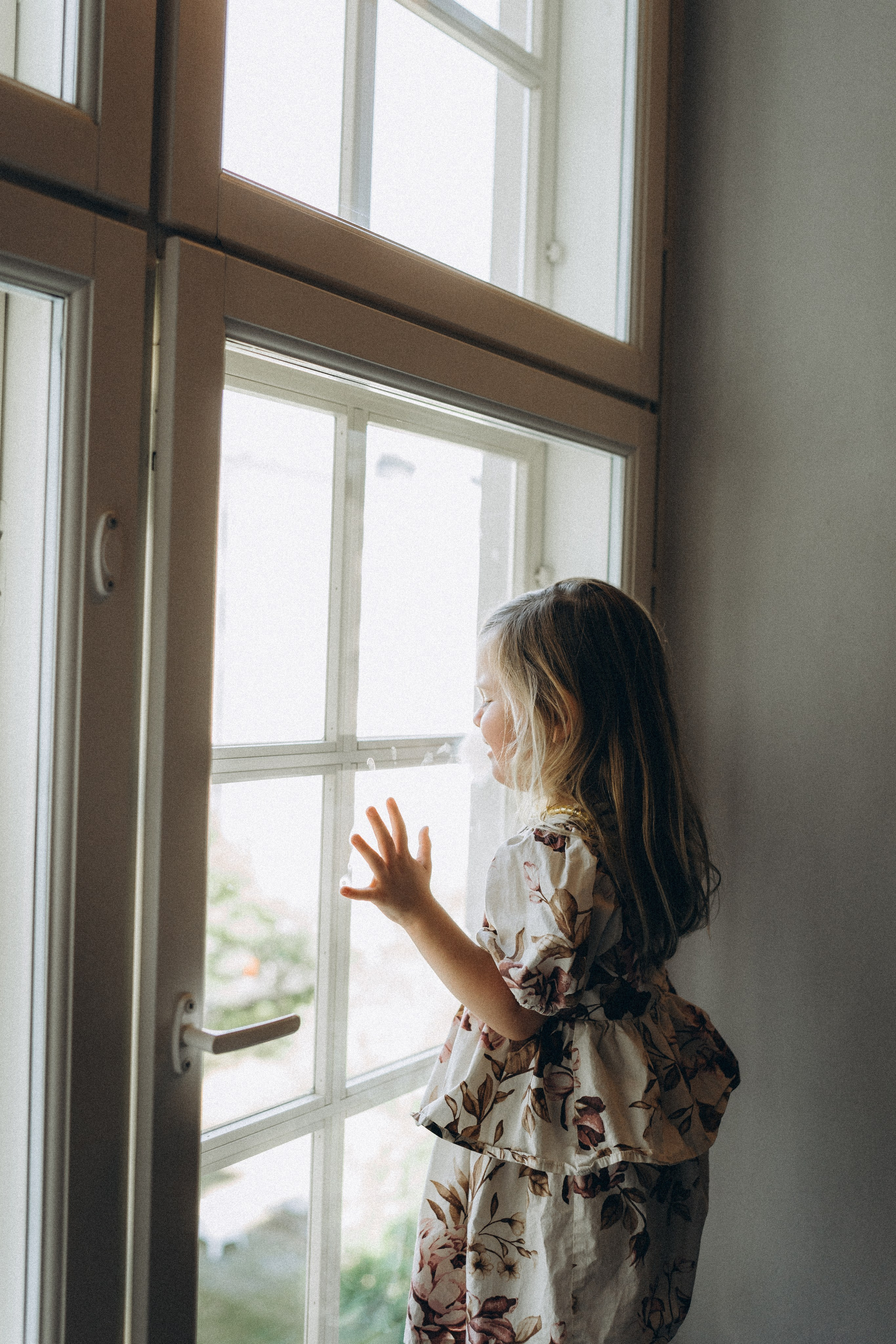 L&H. Wedding and potrait photographer in Helsinki Vickan O