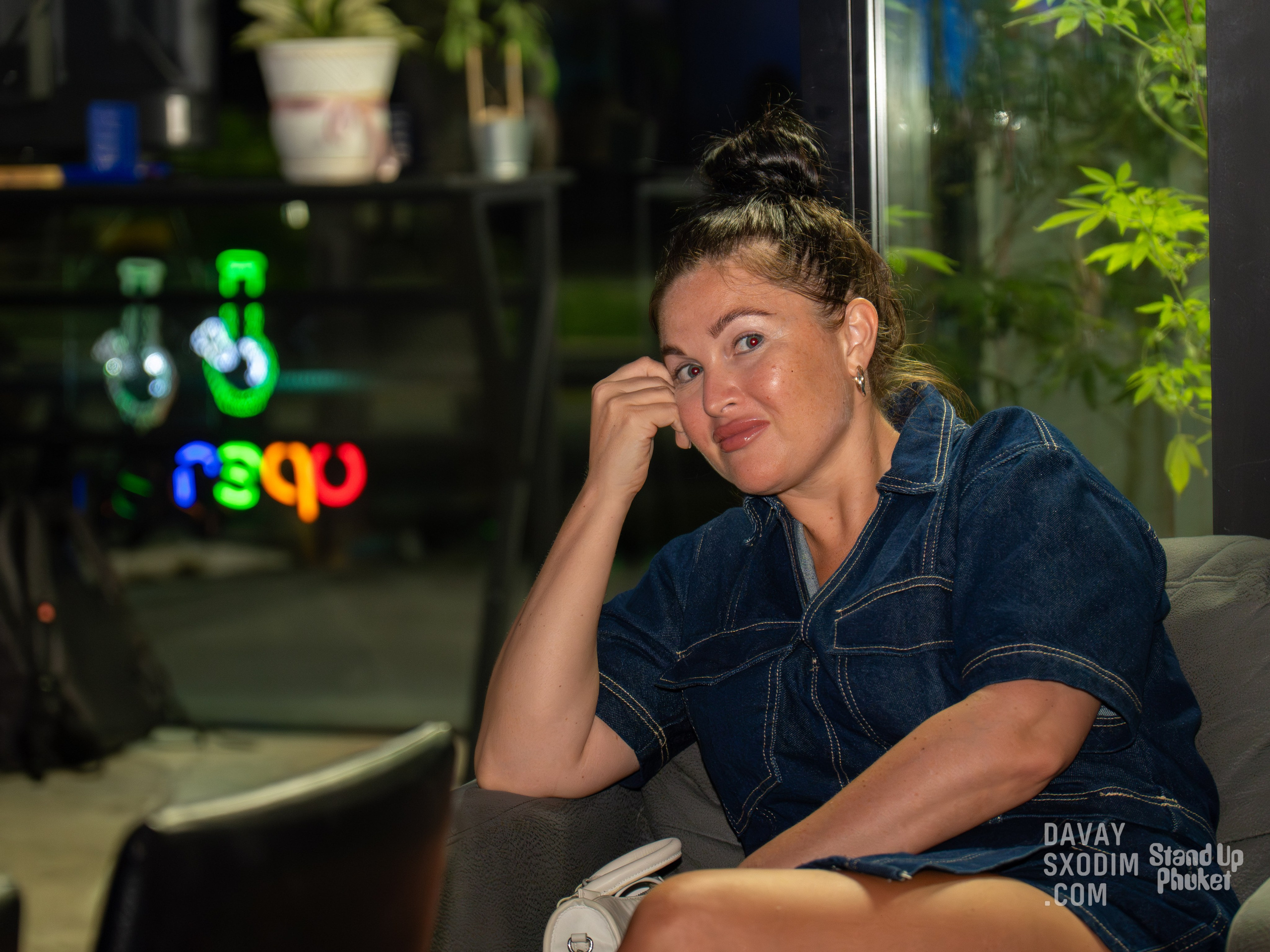 Standup-шоу «Тай-Болтай» | Фоторепортаж | Афиша | DAVAYSXODIM.com PHUKET. АФИША|ФОТОРЕПОРТАЖИ|ИВЕНТЫ|ПХУКЕТ