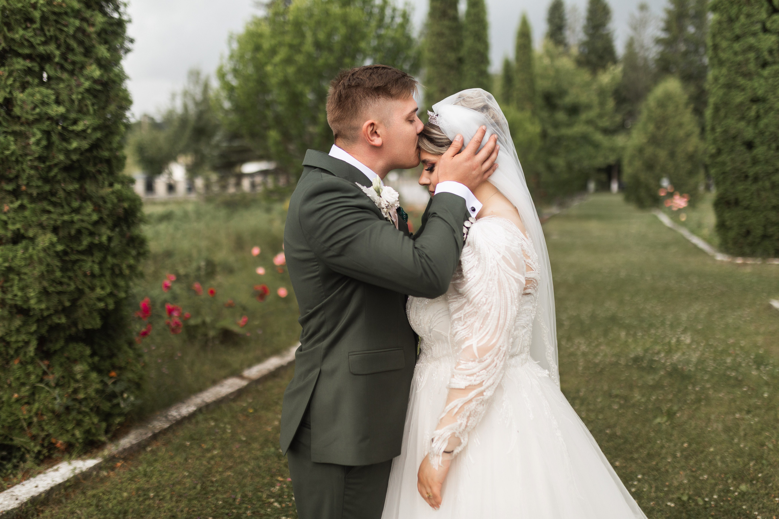 Oana & Andrei. Vlad Aconstantinesei Photographer