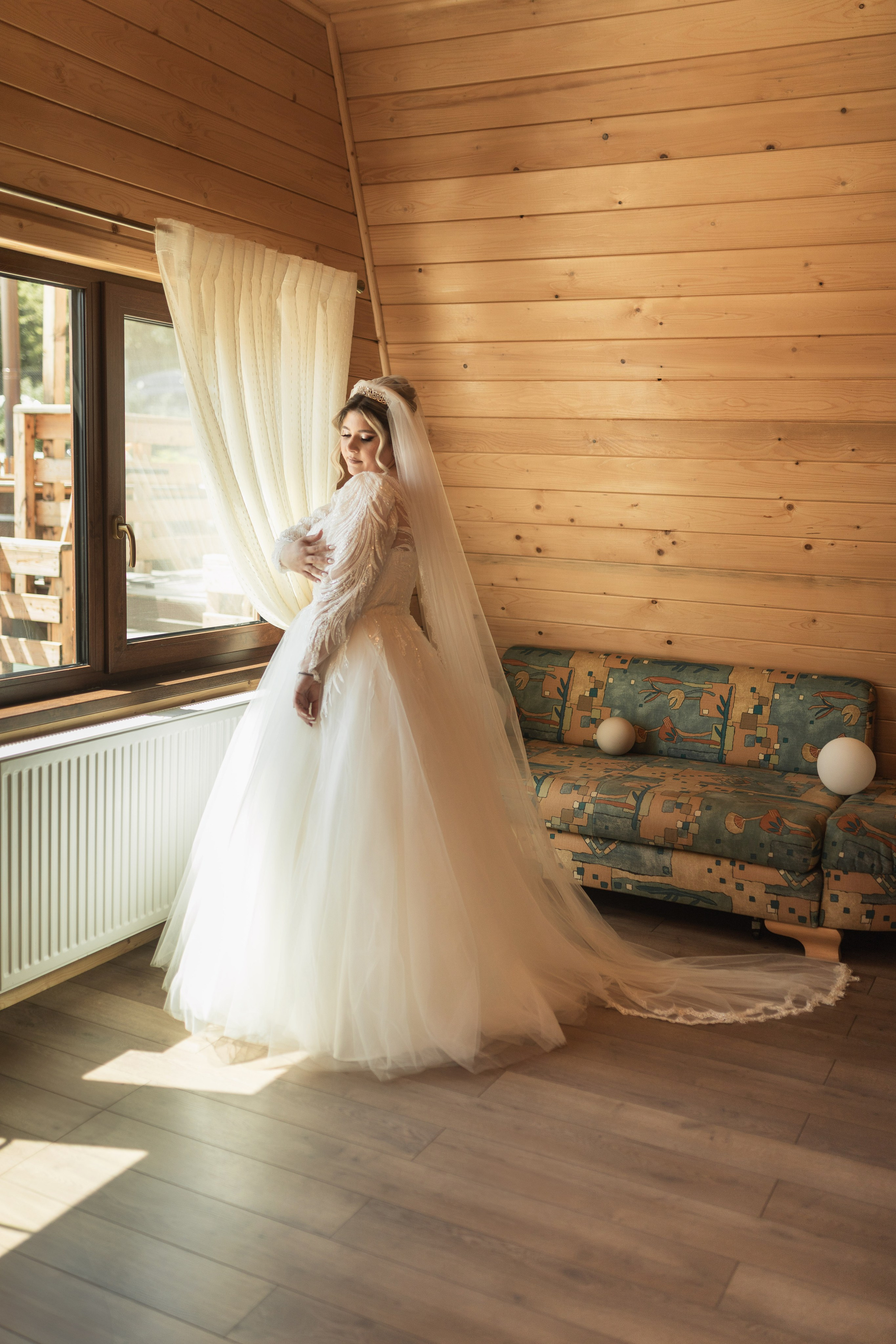 Oana & Andrei. Vlad Aconstantinesei Photographer