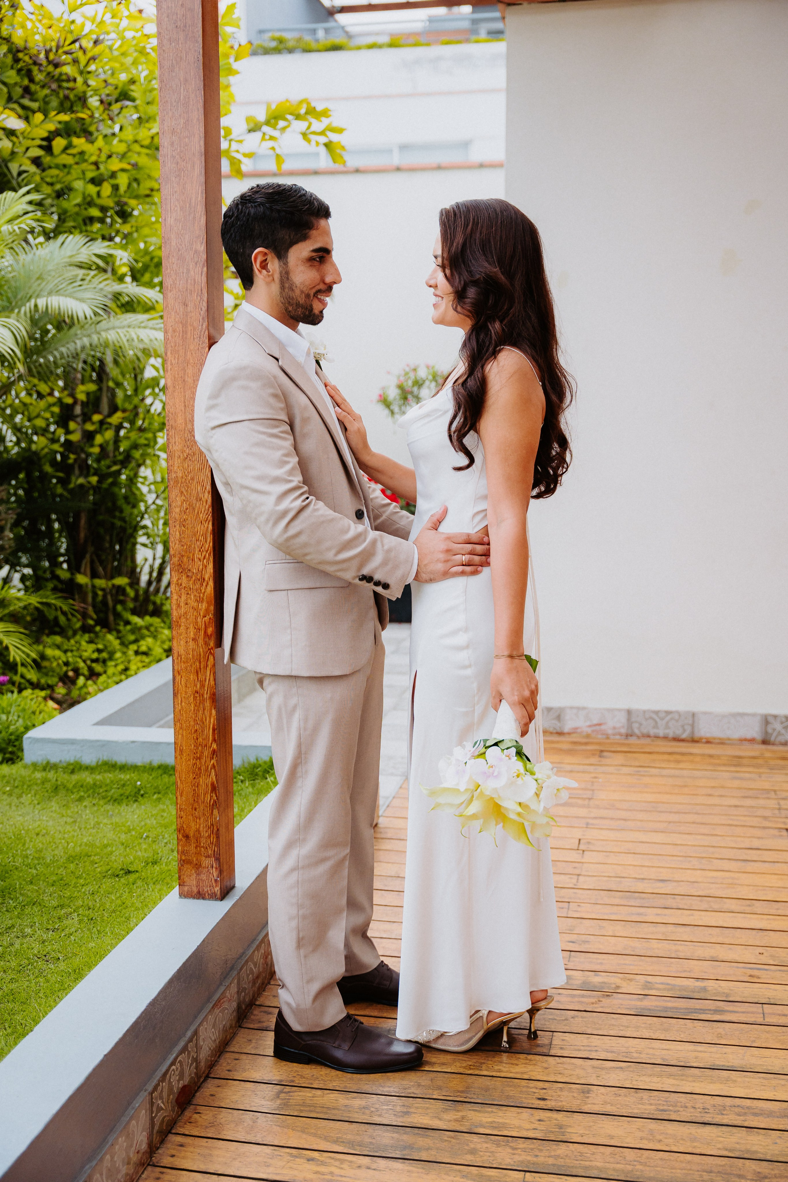 Boda civil. Fotógrafo de Bodas en Lima | Ronhy Altamirano. Fotografía narrativa y cinematográfica para bodas, quinceañeras y eventos exclusivos