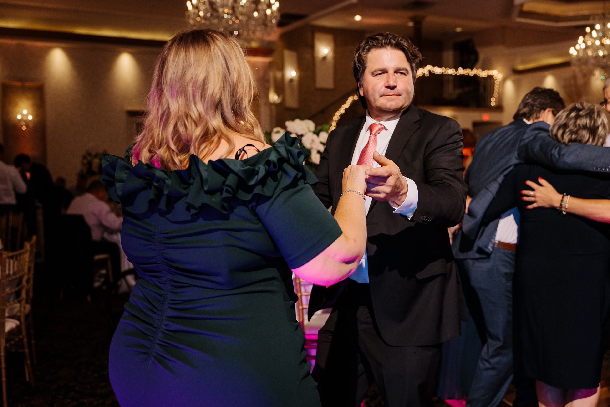 05.10.2024 Wedding. Wedding family event photographer in Chicago Nick Yushevich