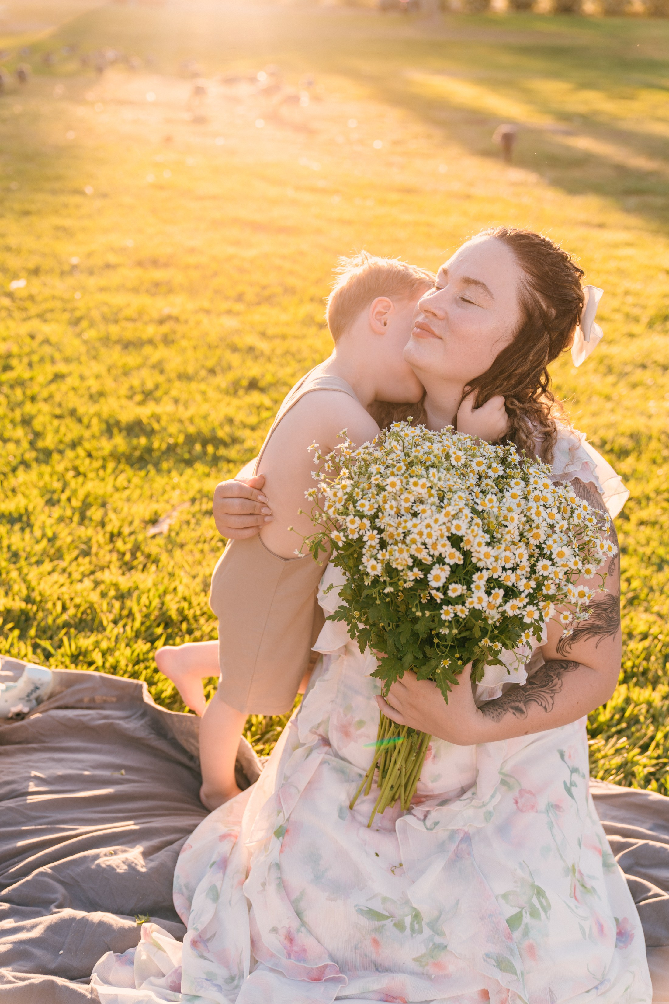 Yulya, Robert&Gordey. Wedding & elopement photographer Viktoriya Kravtsov. Las Vegas