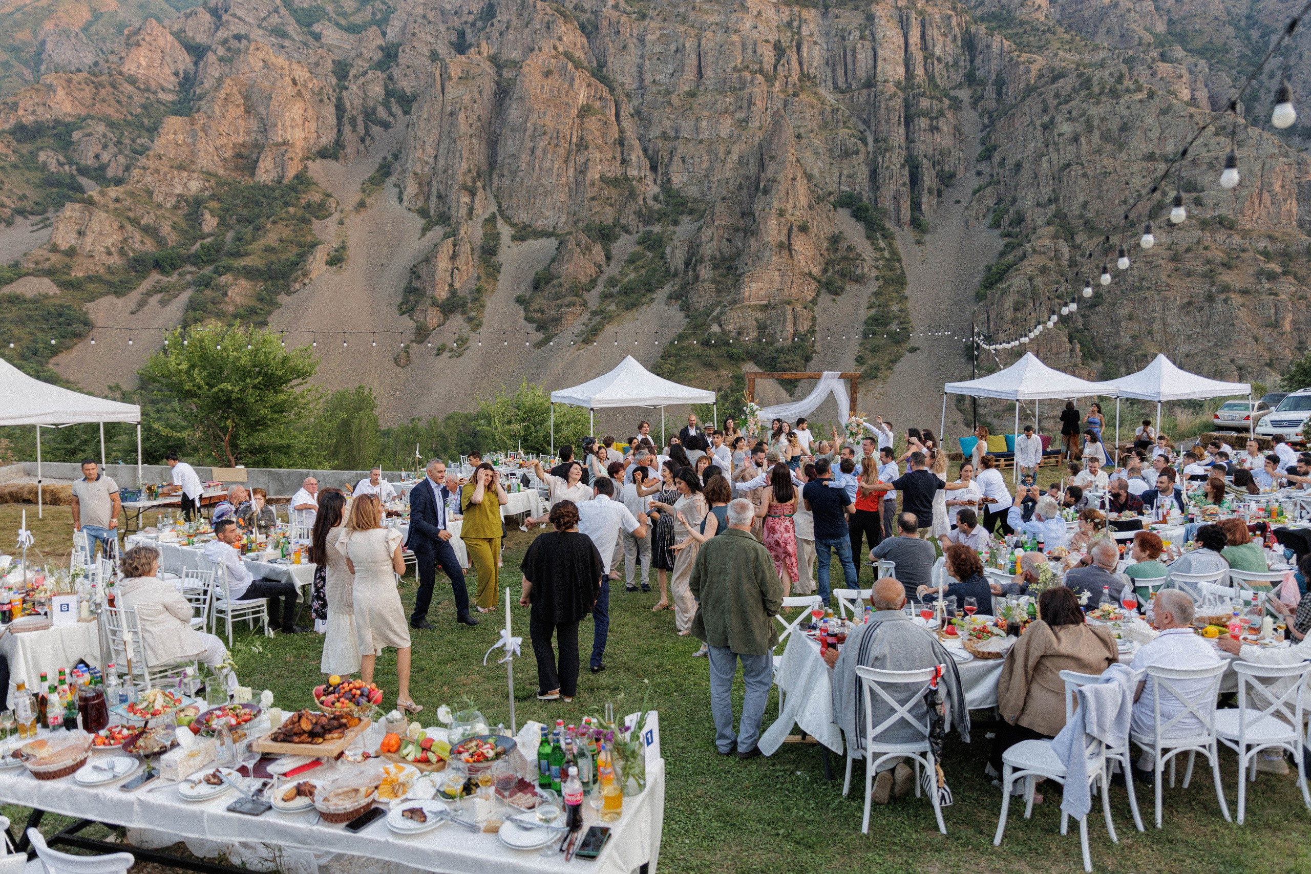 Aris and Milena Wedding. Recnac | Wedding Photographer Yerevan