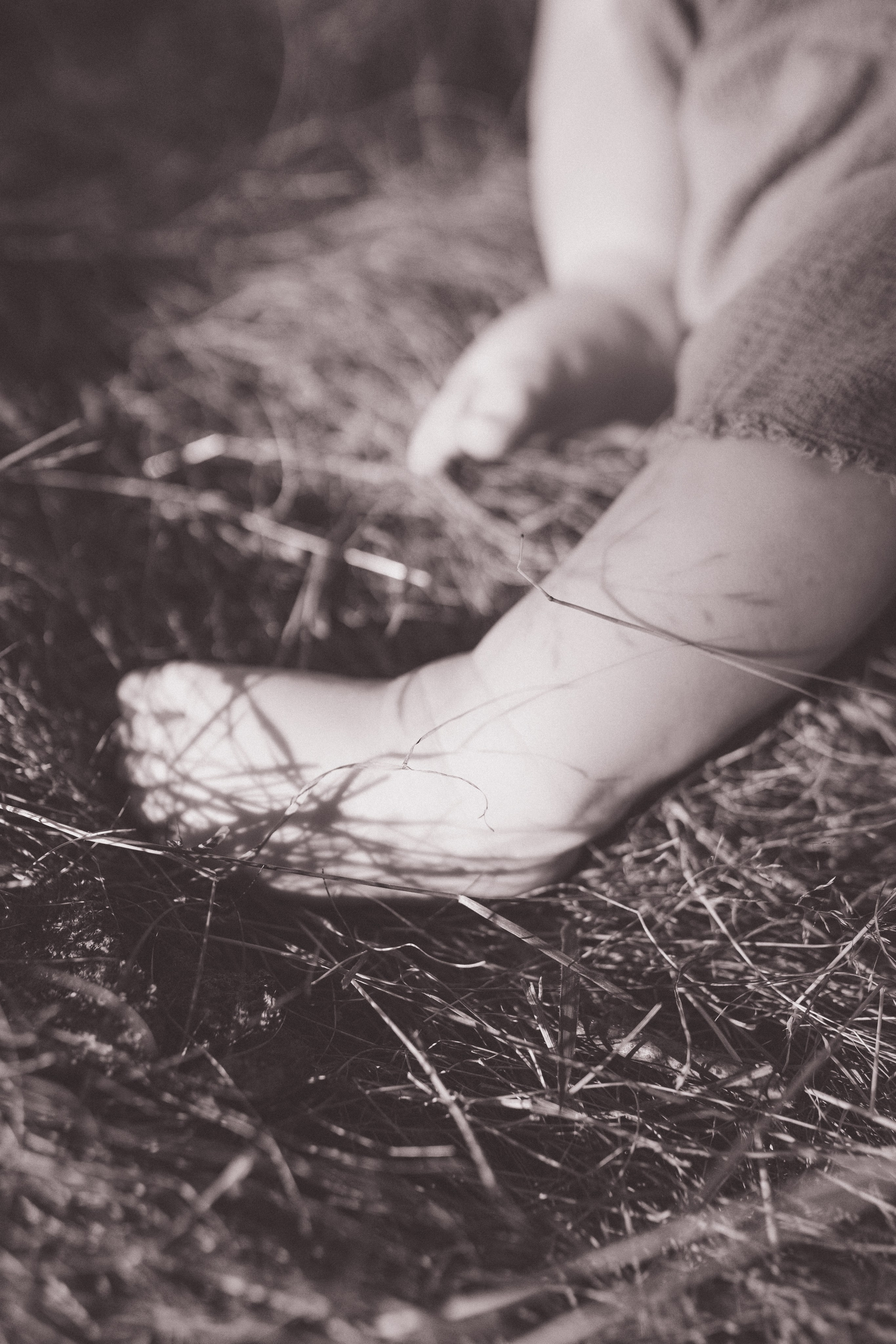 Mother Earth: Proiect de Fotografie Maternitate | Mădălina Beda. Madalina Beda- Artist vizual, fotograf, doula la nastere, consultant babywearing Brasov si in toata tara