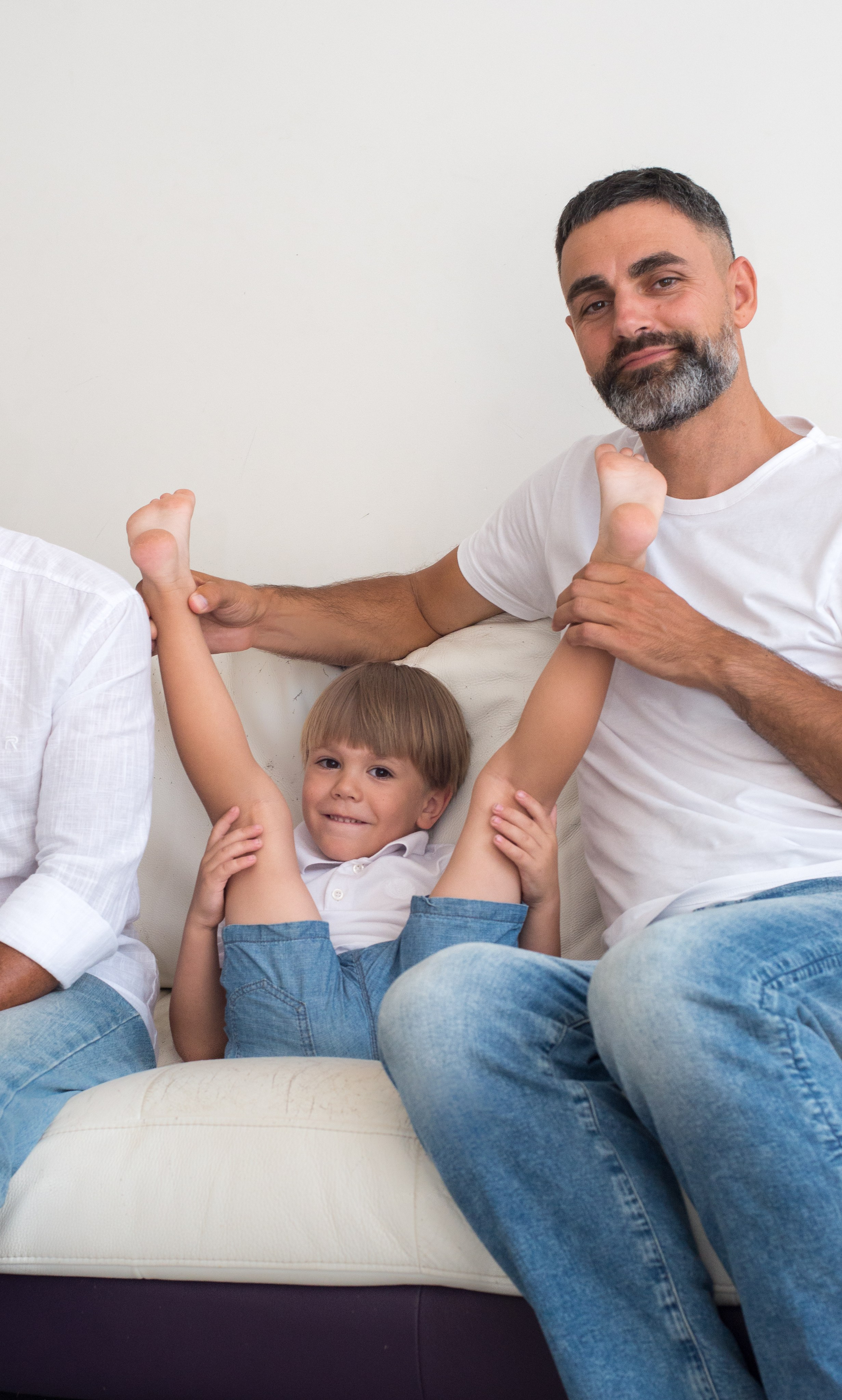 Катя, Андрей Мирон и Лео. Визуальный брендинг