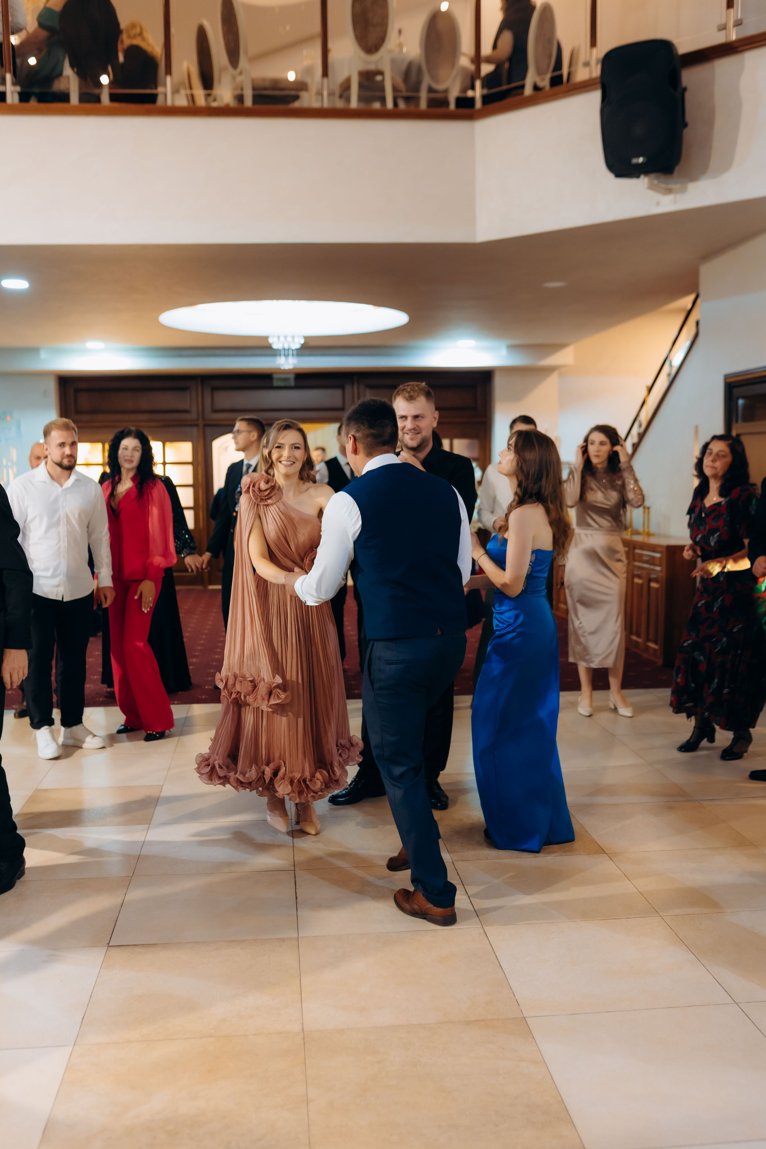Loredana & Emilian – Ziua Nunții | Videografie - fotografie Botez Suceava, Iași, Botoșani. Servicii foto-video profesionale, pentru momente de neuitat