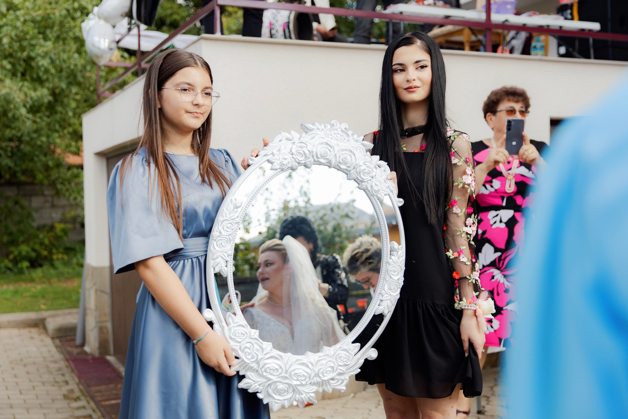 Mihai & Oana. Servicii foto-video profesionale, pentru momente de neuitat