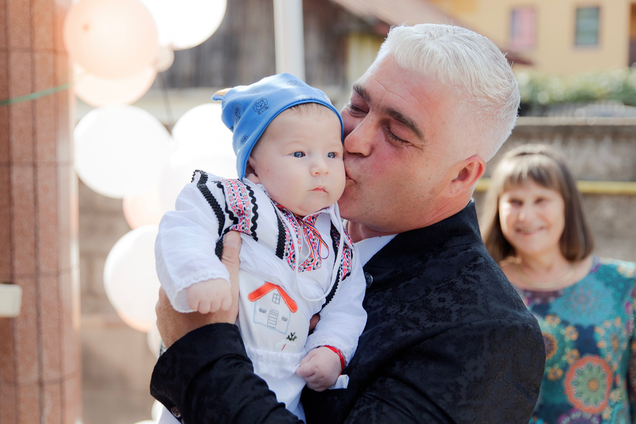 Mihai & Oana. Servicii foto-video profesionale, pentru momente de neuitat