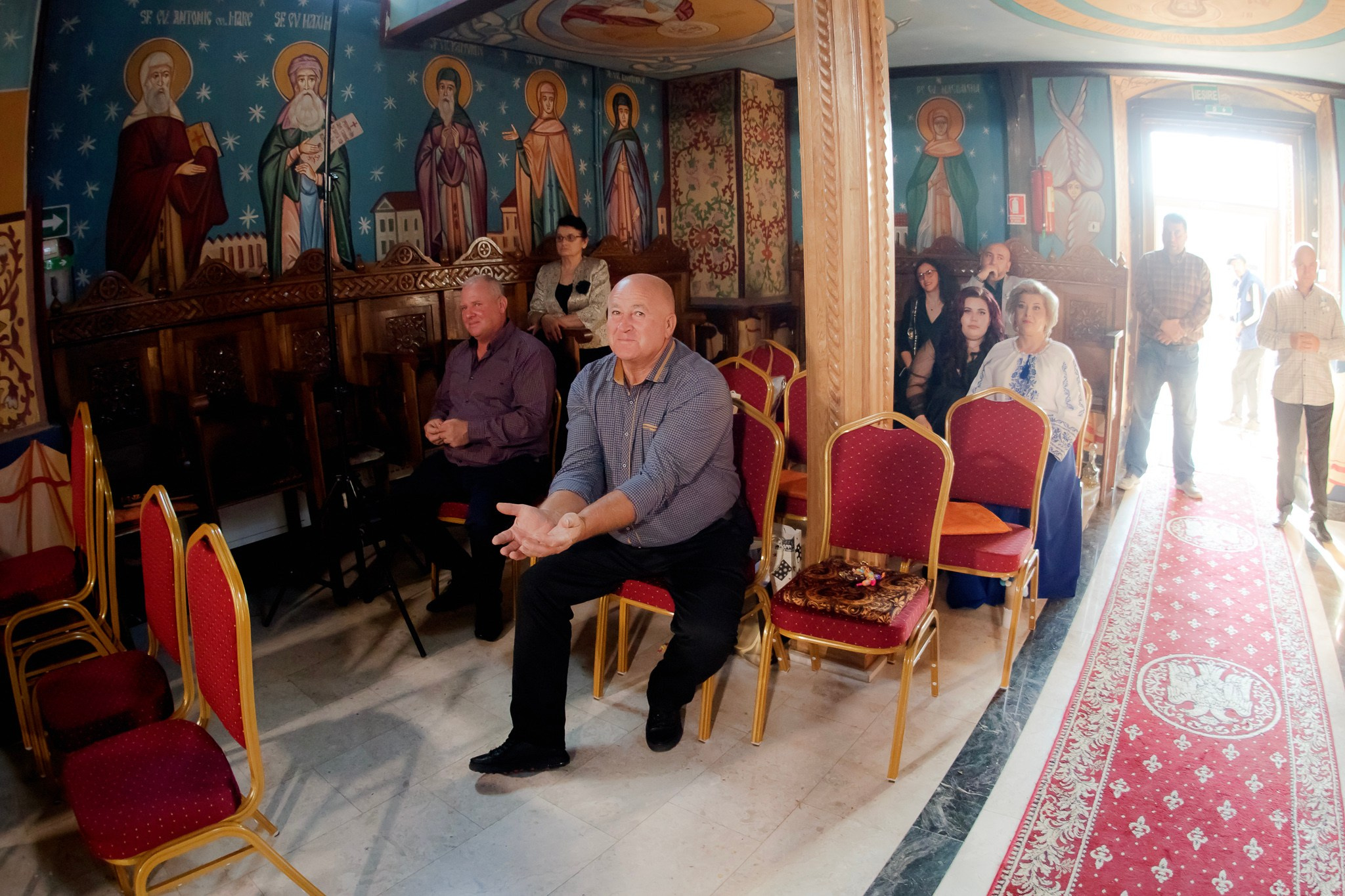 Mihai & Oana. Servicii foto-video profesionale, pentru momente de neuitat