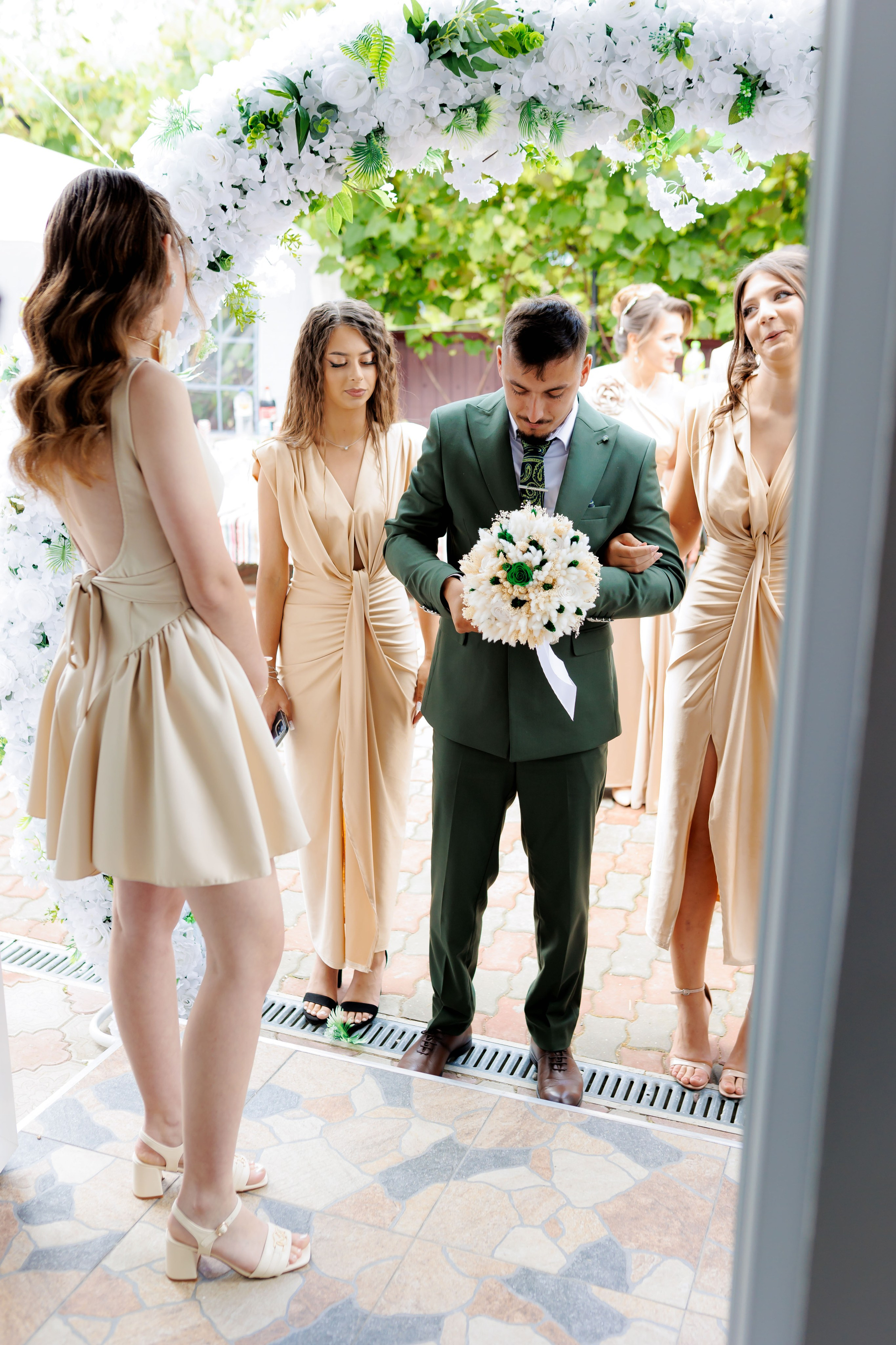 Nunta Nicoleta & Răzvan | Fotografie & Videografie Profesională. Servicii foto-video profesionale, pentru momente de neuitat