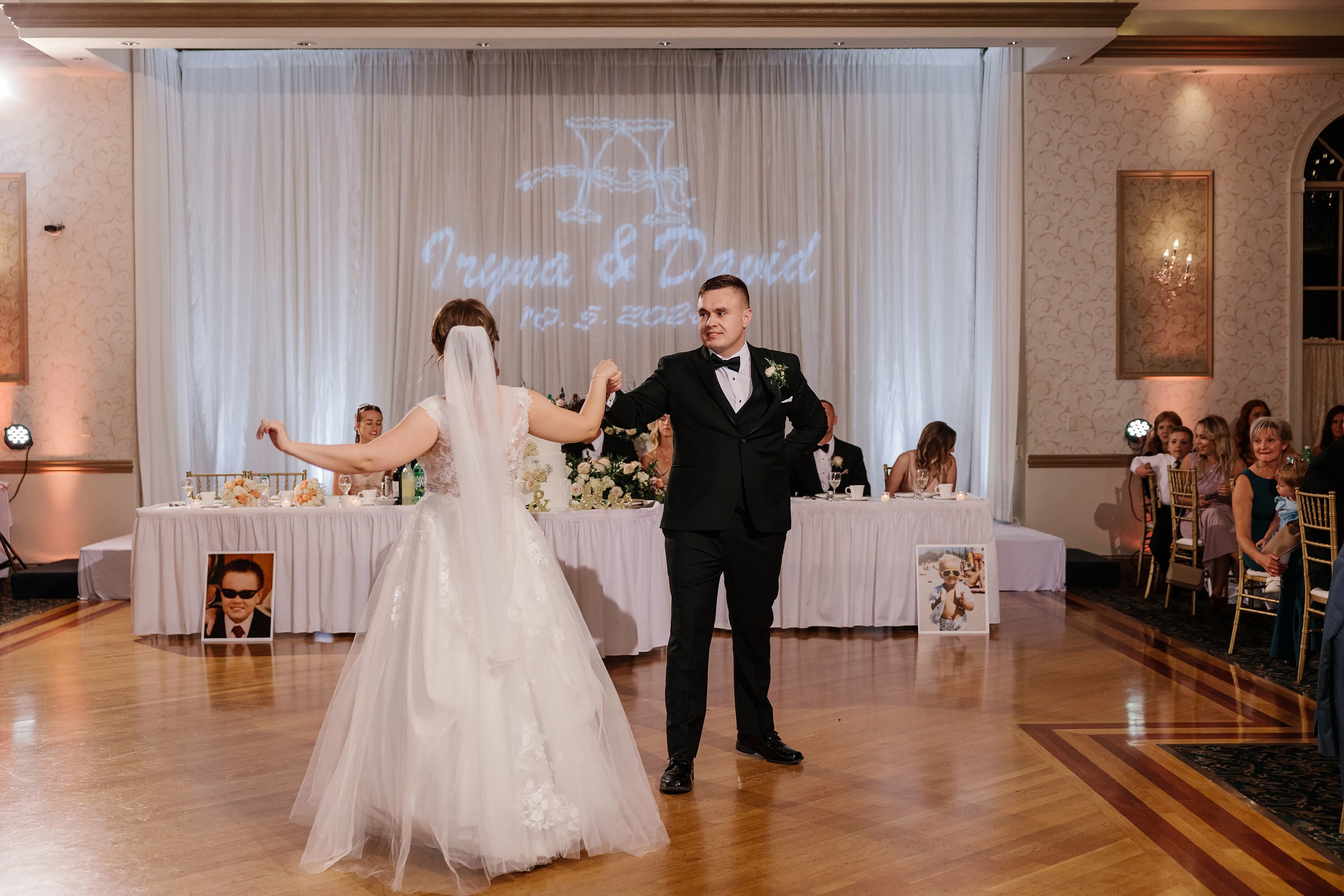 05.10.2024 Wedding. Wedding family event photographer in Chicago Nick Yushevich