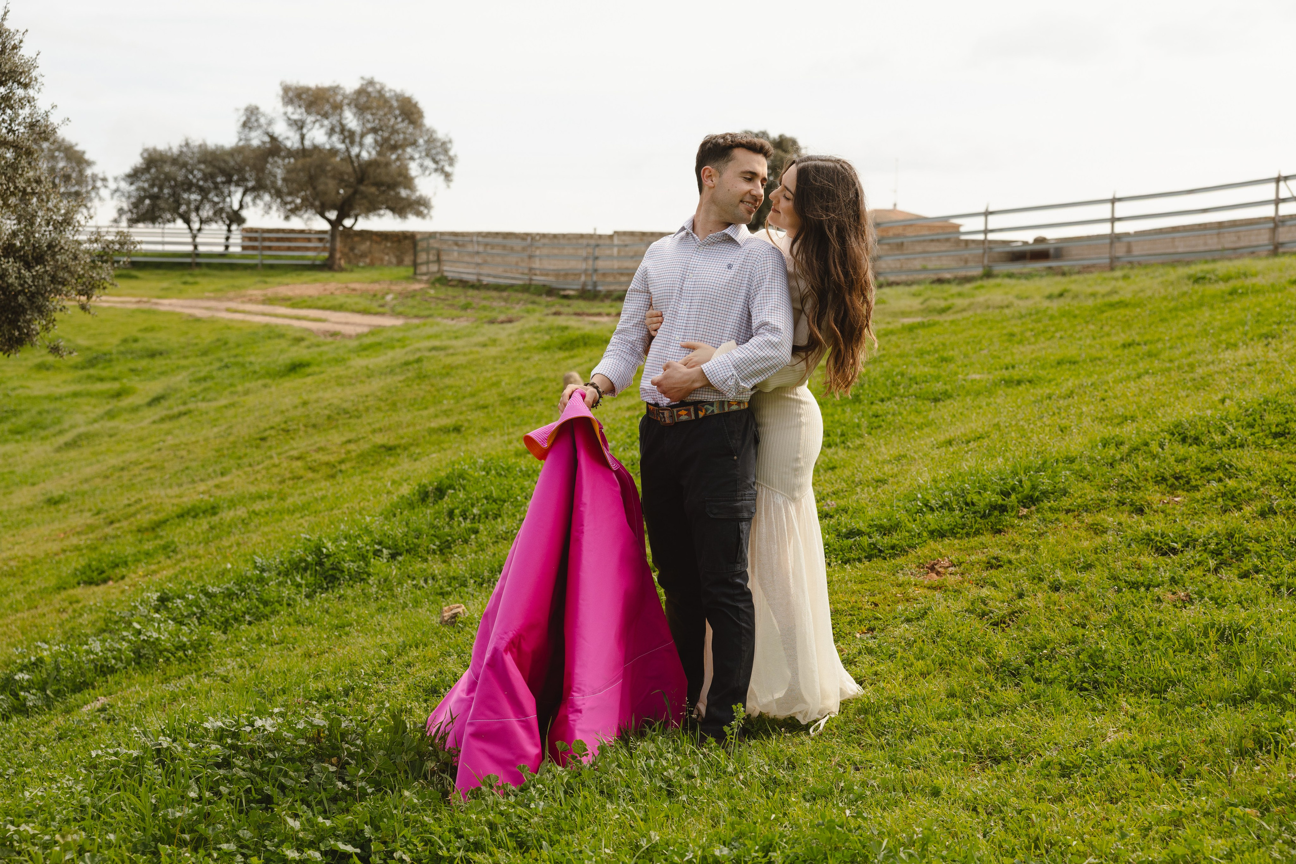 PREBODA EN UNA GANADERÍA DE TOROS. Fotógrafo y Videógrafo de bodas y eventos