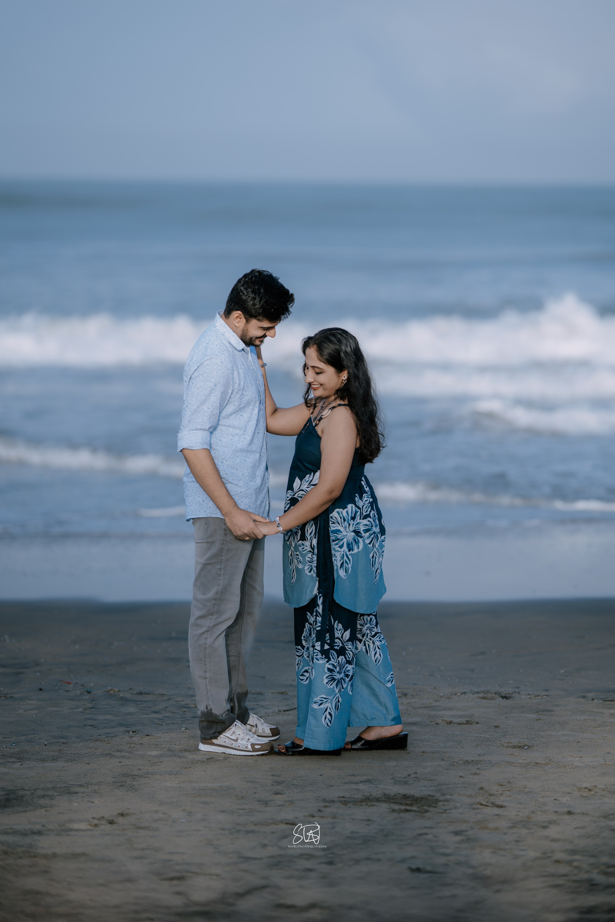 BEACH PREWEDDING. STUDIO3WEDDINGCOMPANY