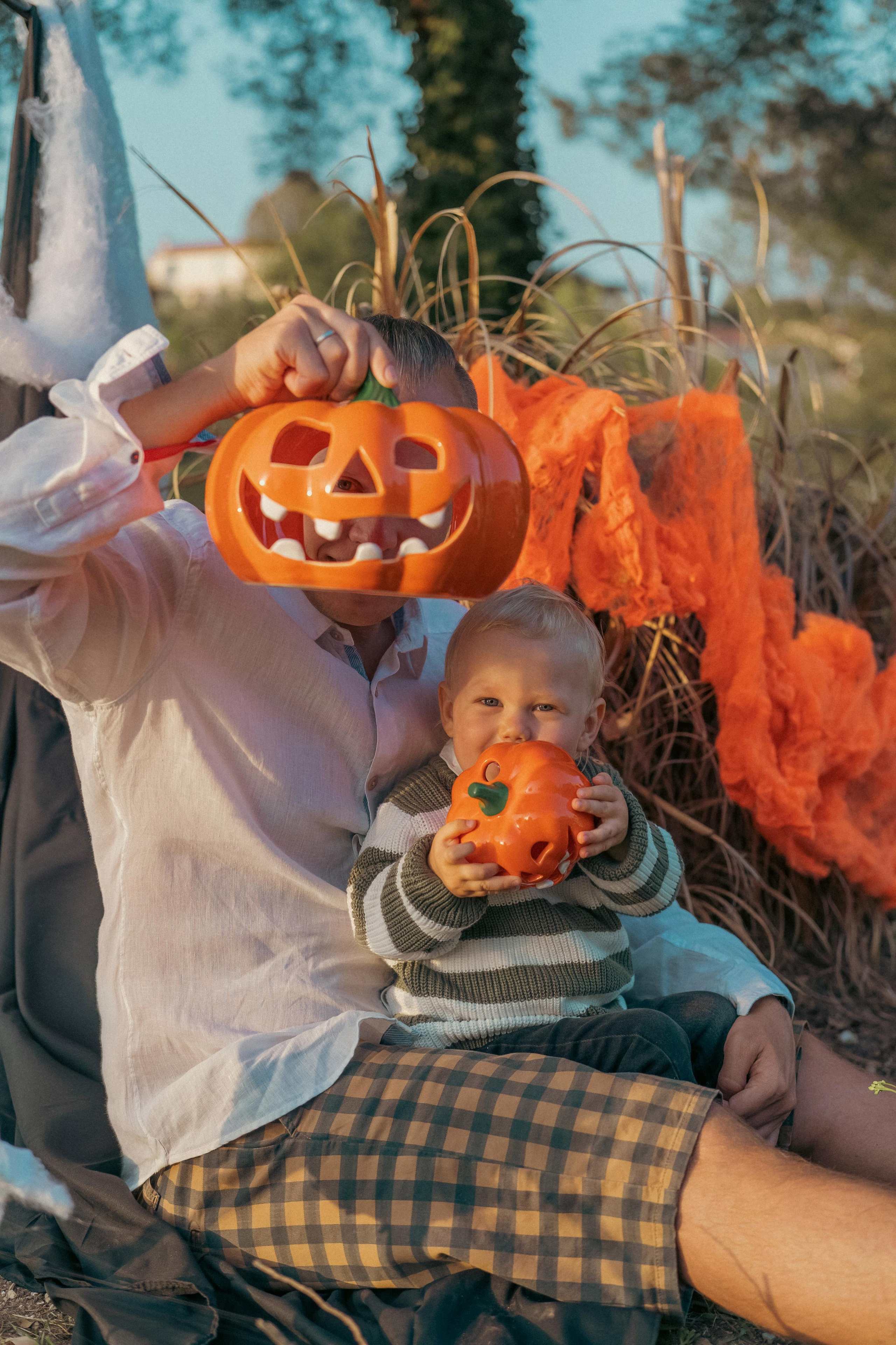 « voici Halloween! ». Photos by Vechkaeva