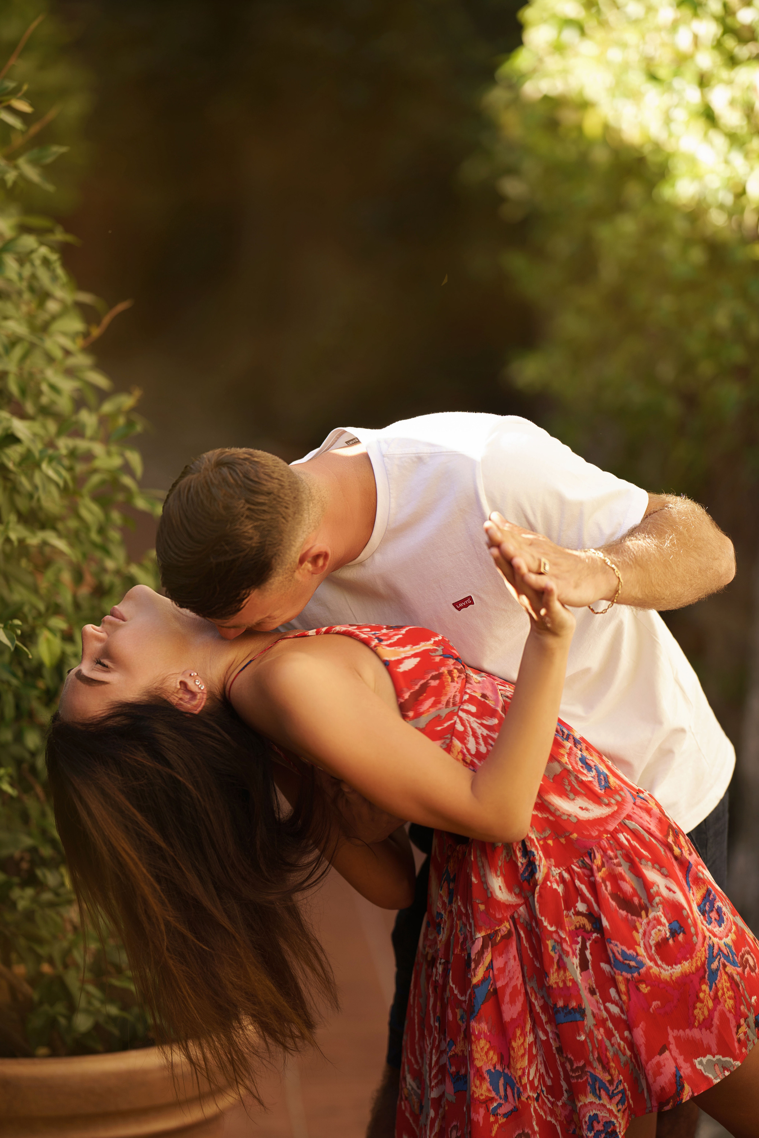« la magie de la rue: l’amour dans l’air ». Photos by Vechkaeva