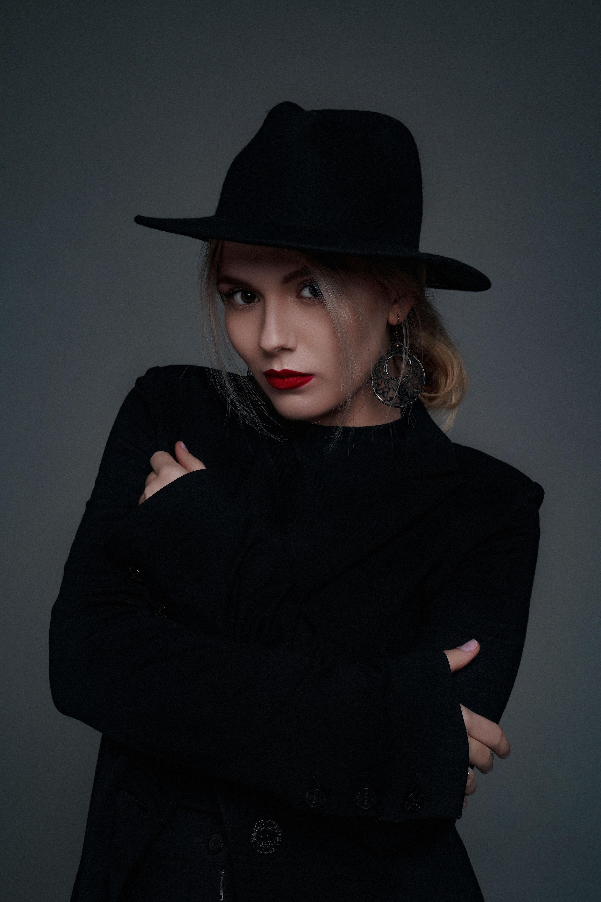 « portrait en studio ». Photos by Vechkaeva