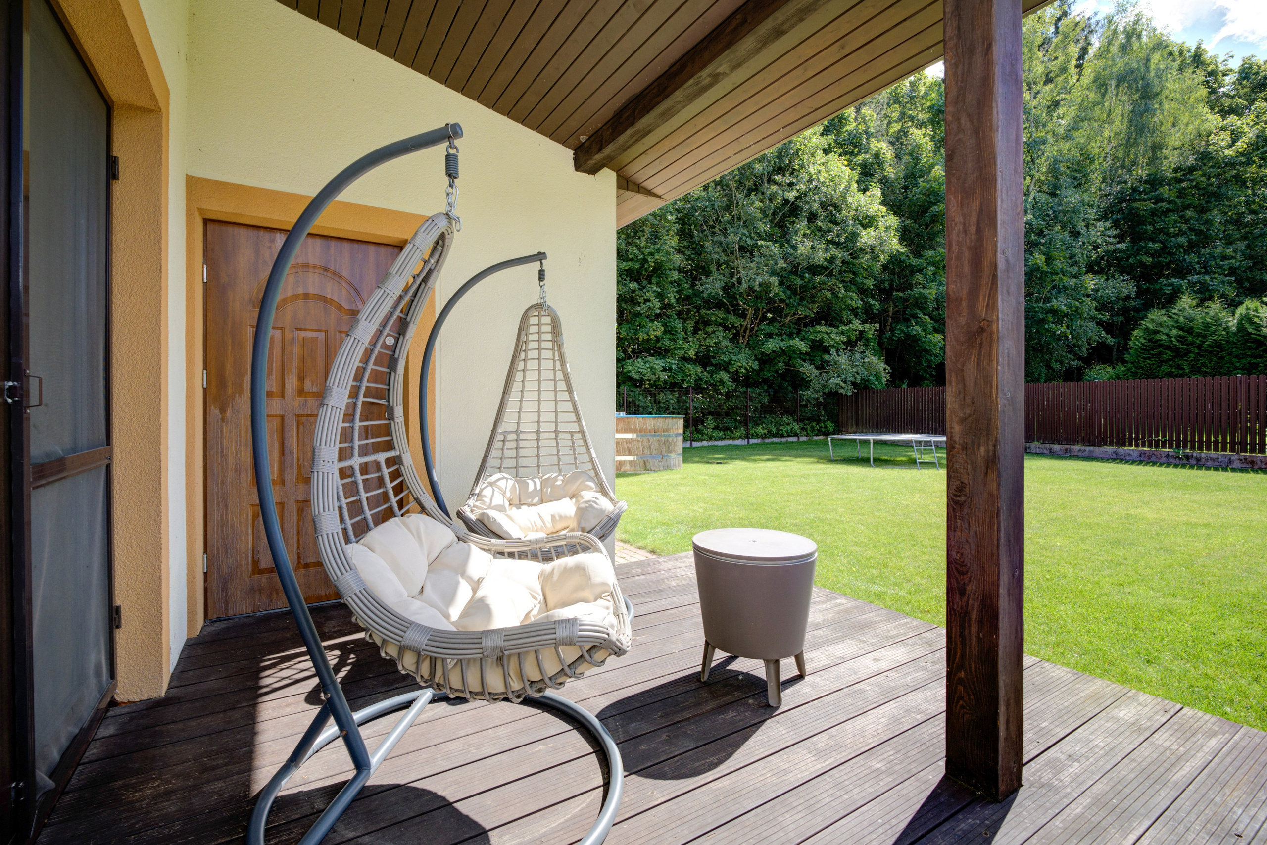 Č. Milošo g. Zujūnai, Vilnius. Elina Sapiega fotografė Vilniuje