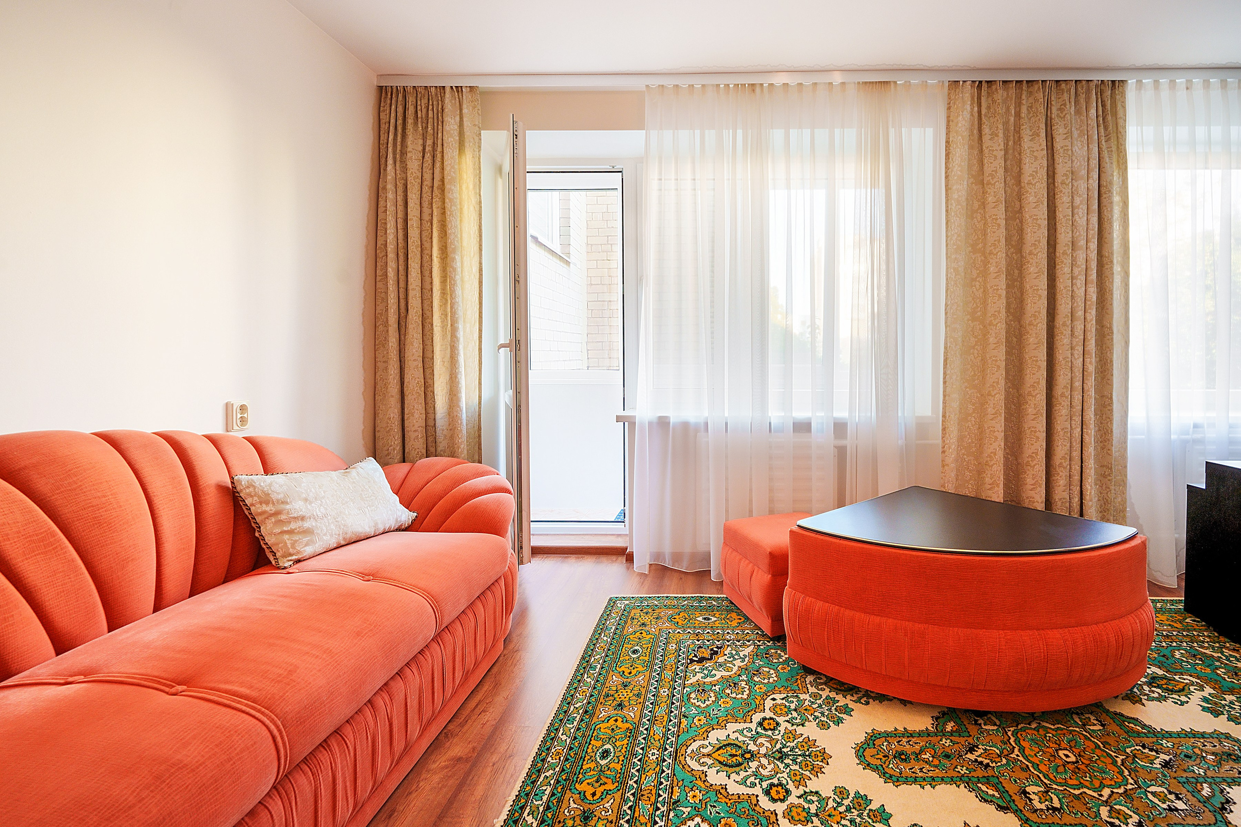 Linksmuoji g.49. Elina Sapiega fotografė Vilniuje