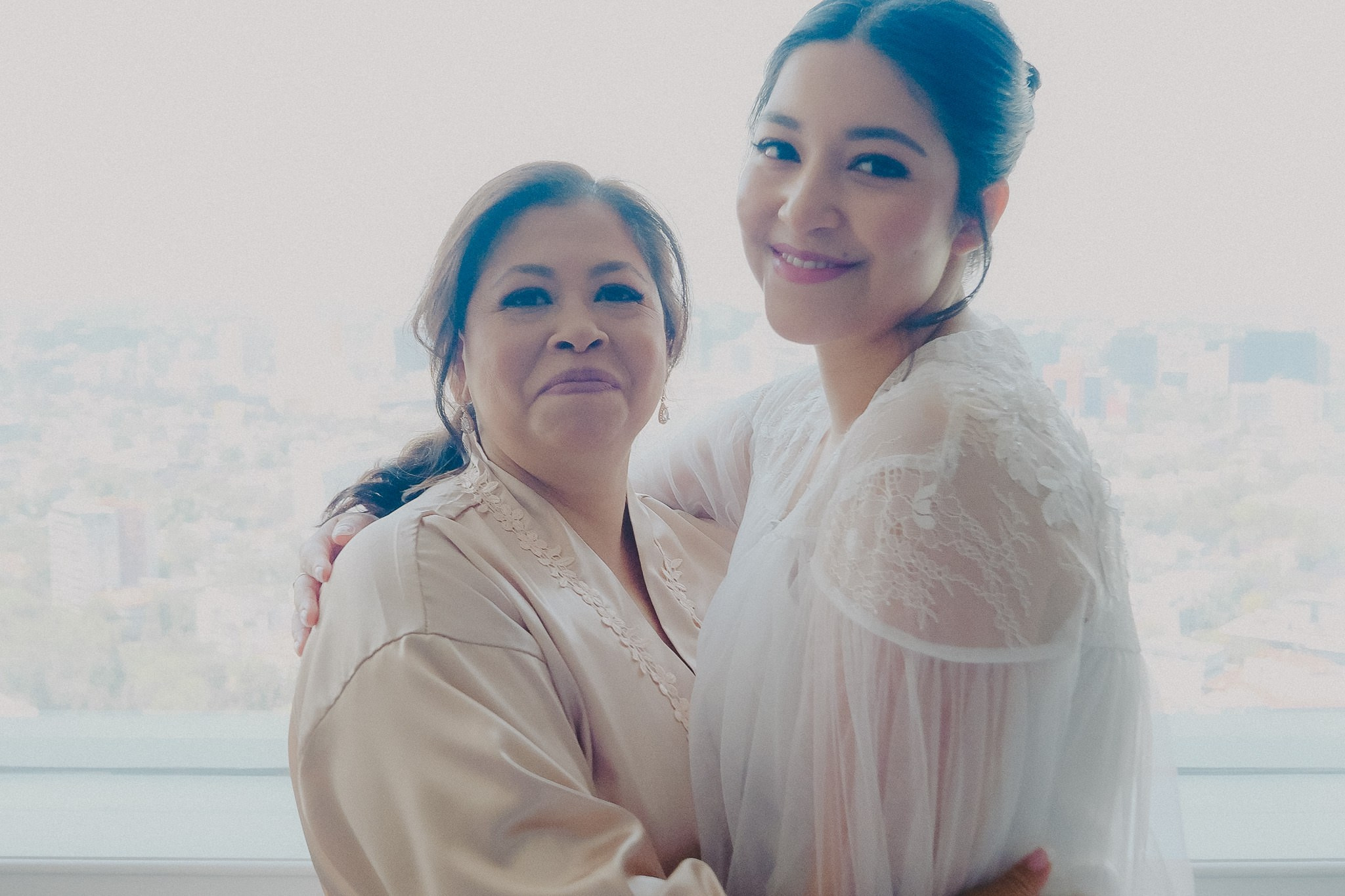 Isavira & Andrew. Wedding and family photographer in Mexico City