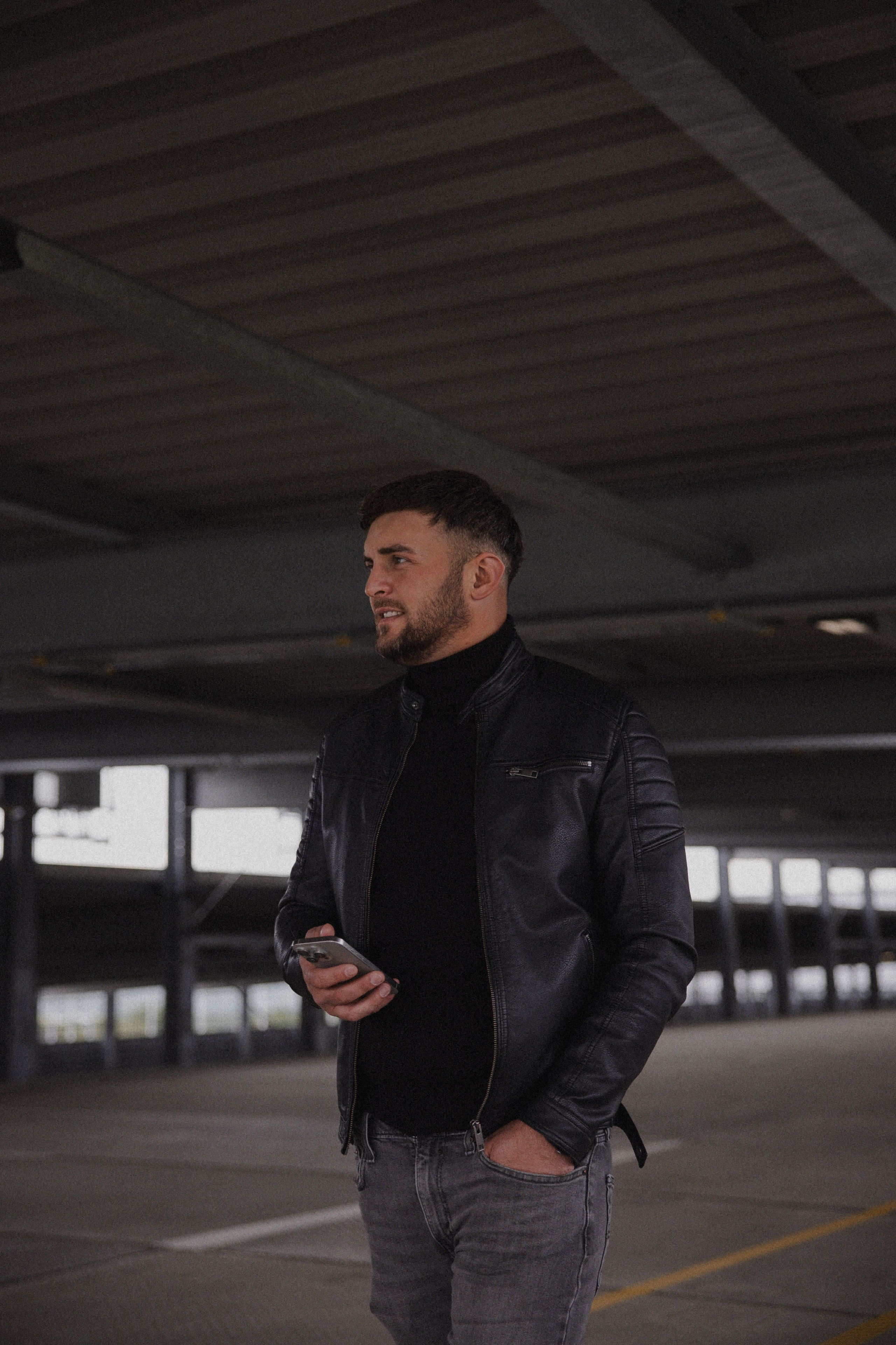 Liridon I Draußen. Hochzeitsfotografin Bochum | Halyna Reiche Fotografie NRW