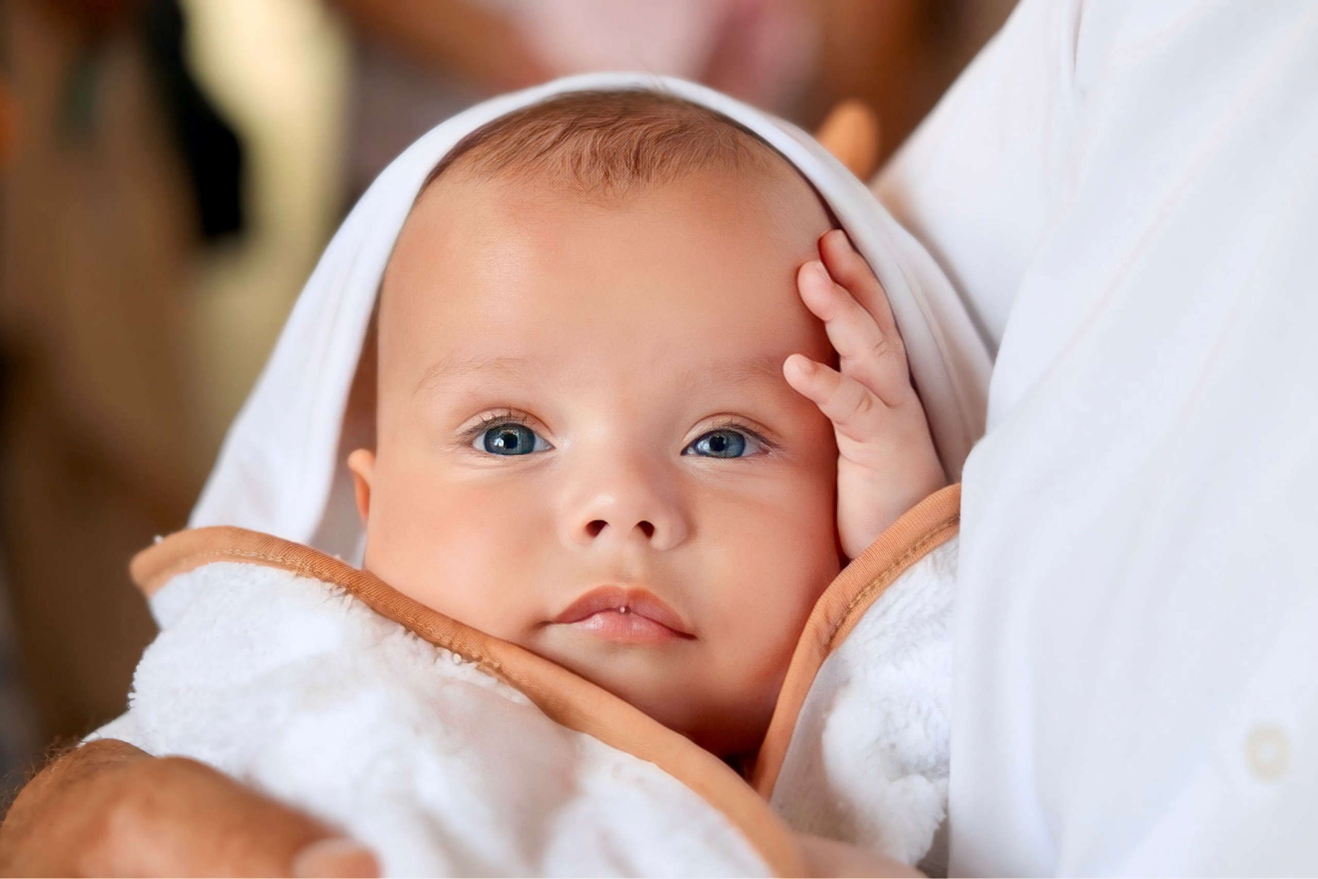 Botez. Fotograf al tainelor bisericești – Alina Fetu