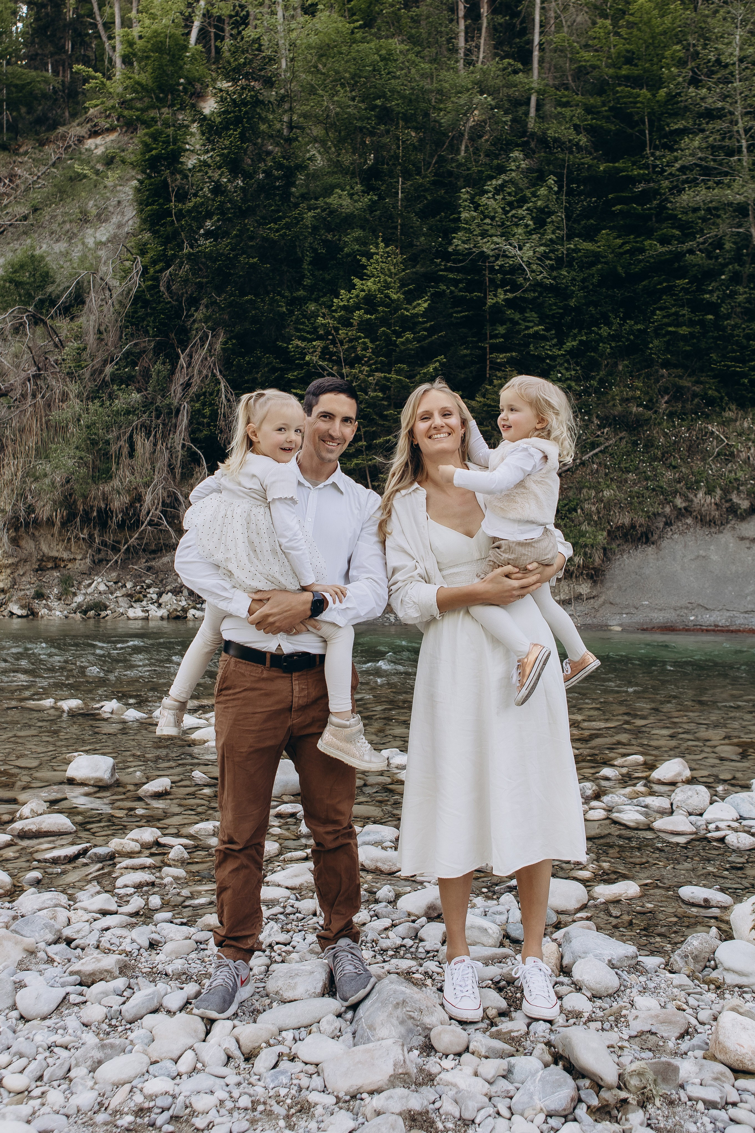 Familie / Kinder. Fotografin Larysa Chepurko| Füssen| Garmisch-Partenkirchen| Weilheim| Schongau| Murnau| München | Hochzeitsfotograf Füssen | Larysa Photo