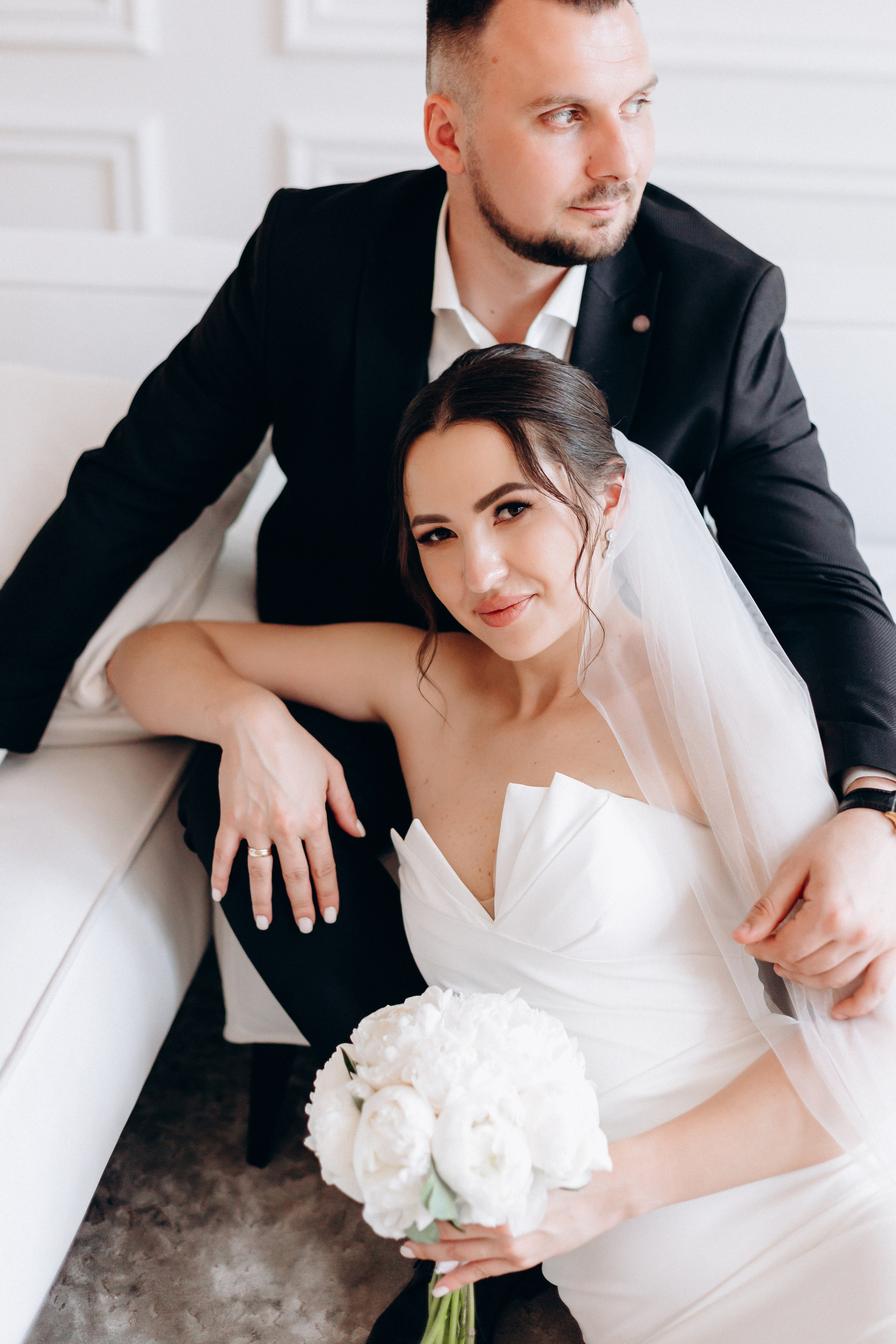 White Wedding. Wedding and Family Photograph